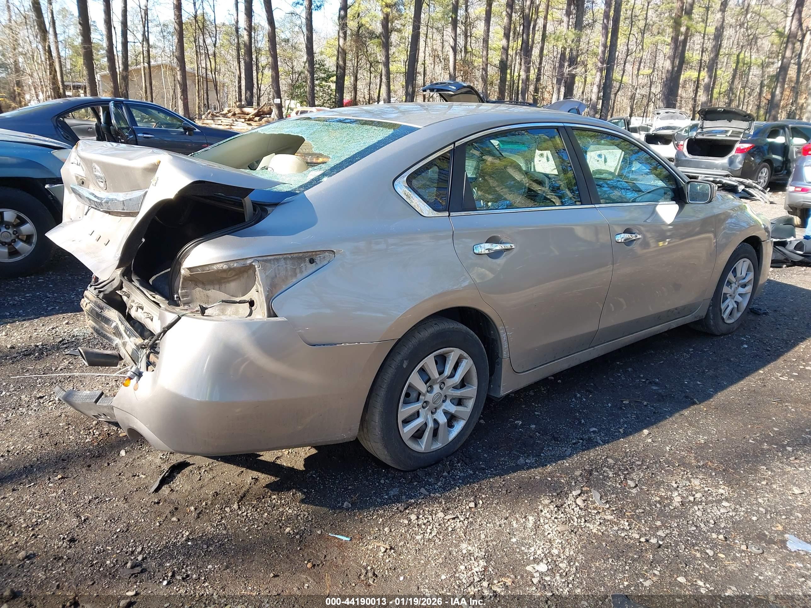 NISSAN ALTIMA image 4