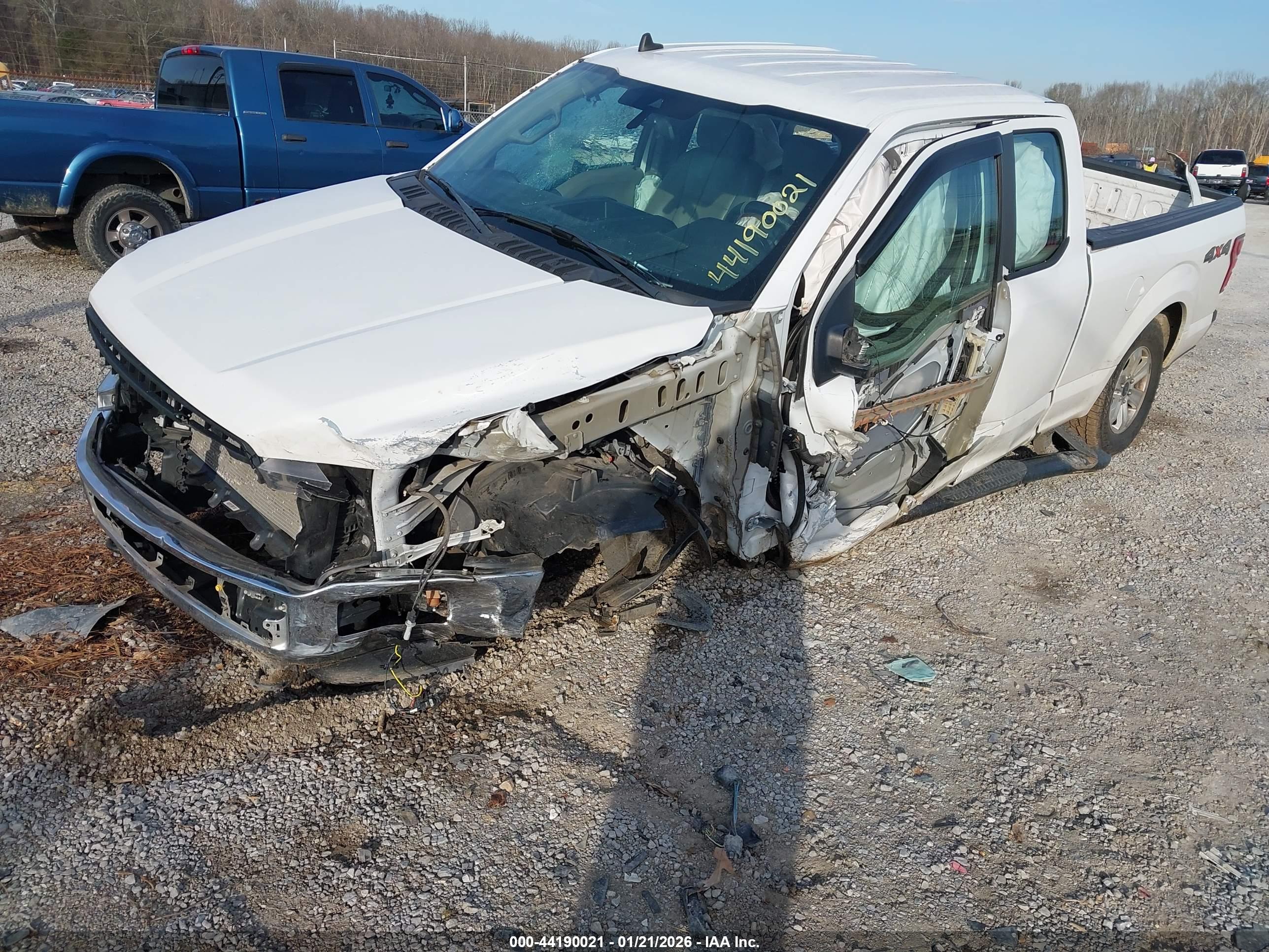FORD F-150 image 2