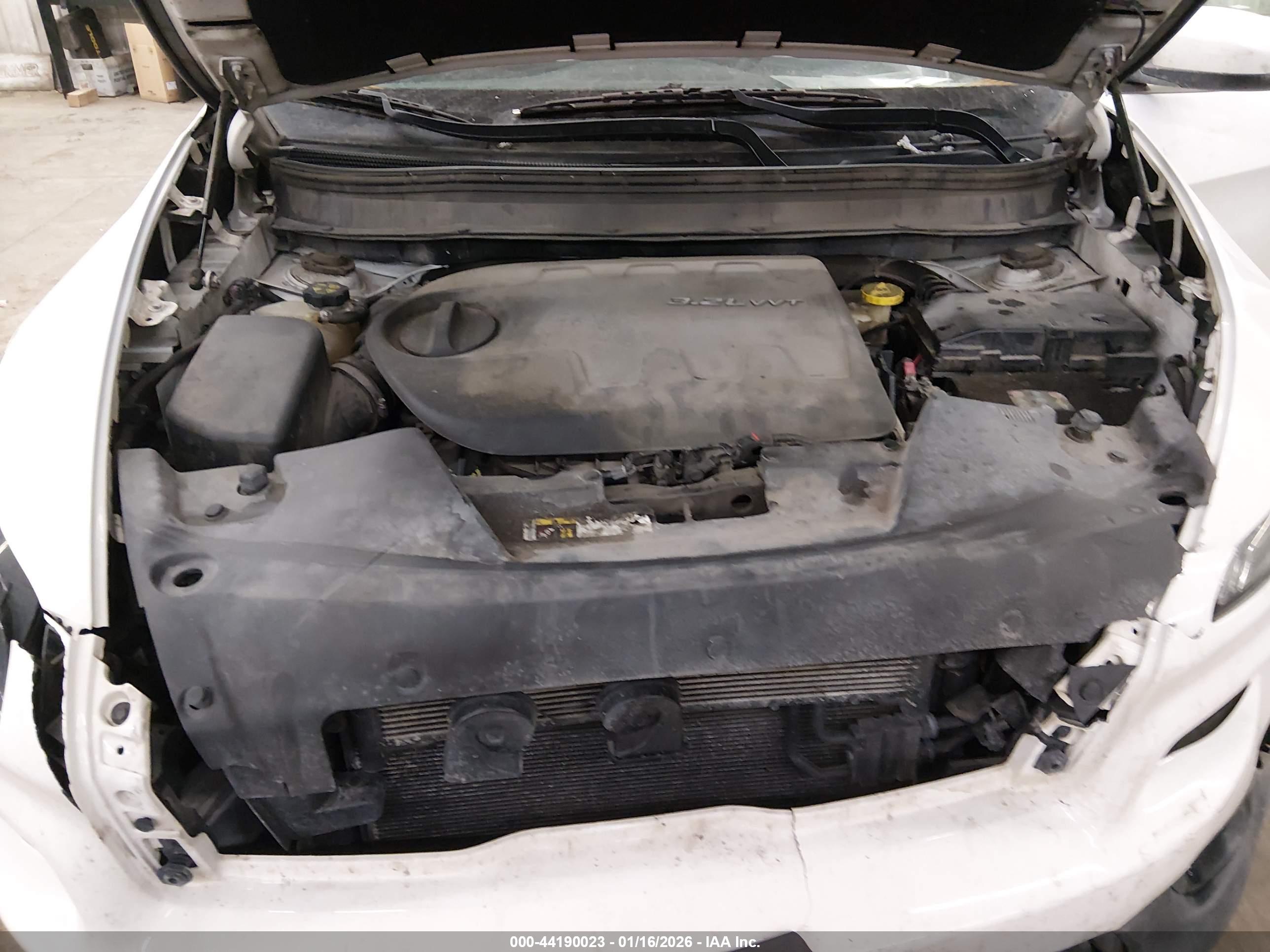 JEEP CHEROKEE image 10