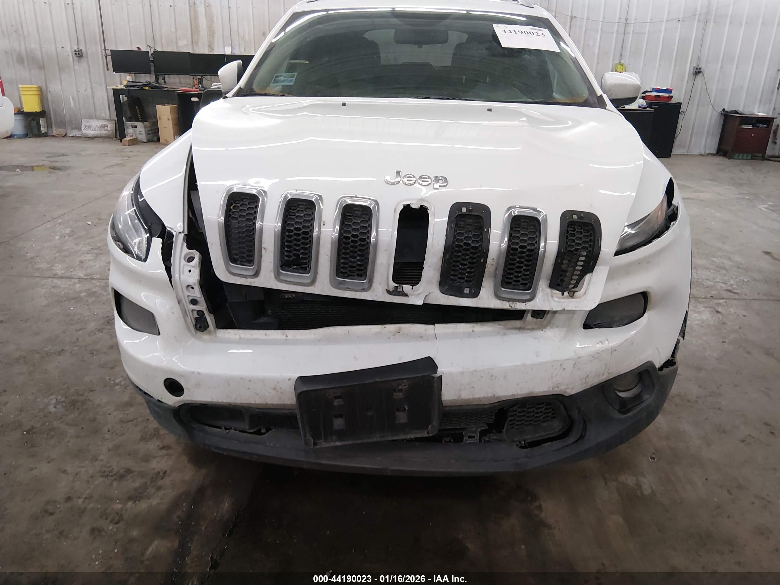 JEEP CHEROKEE image 6
