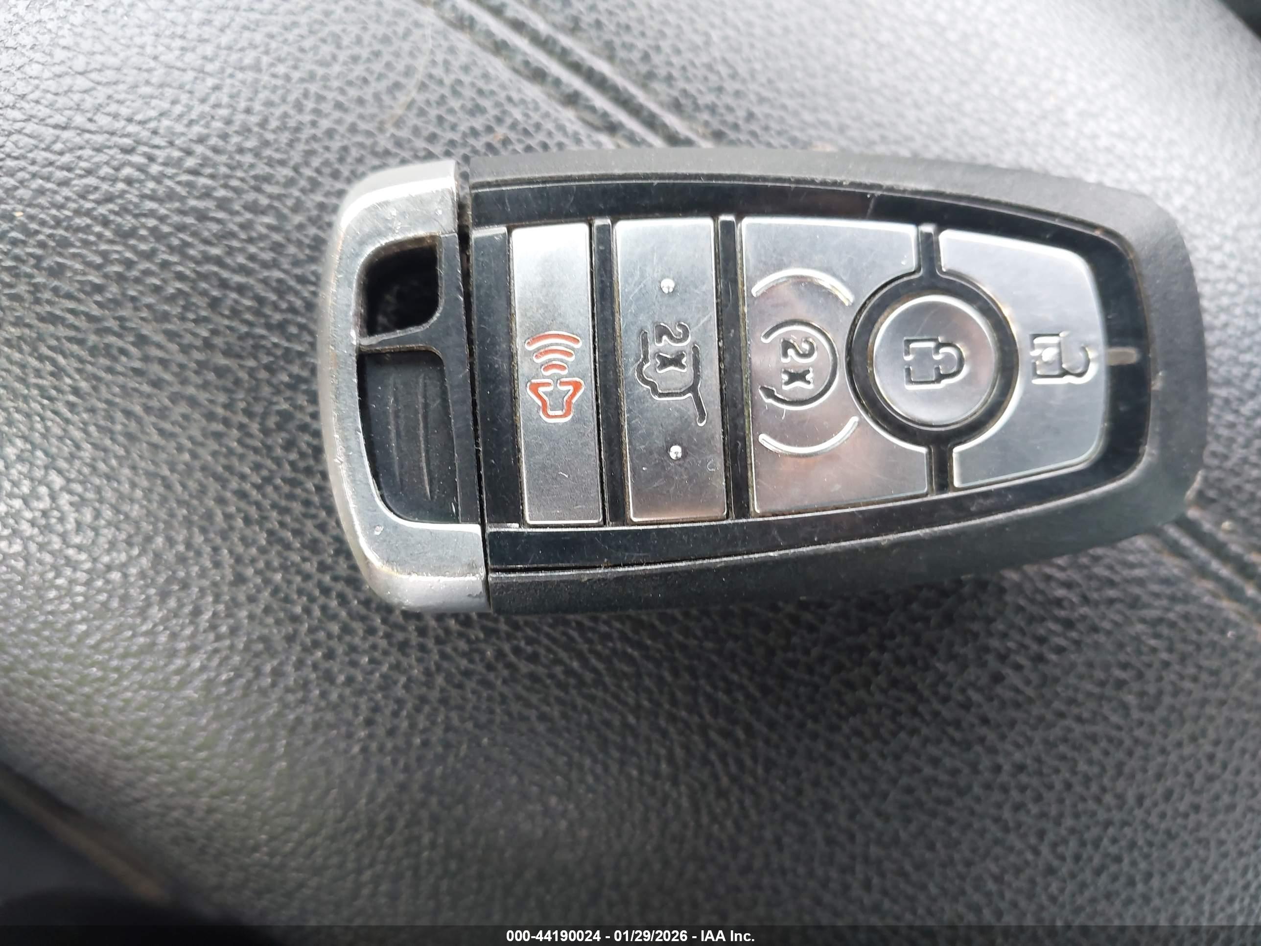 FORD MUSTANG image 11