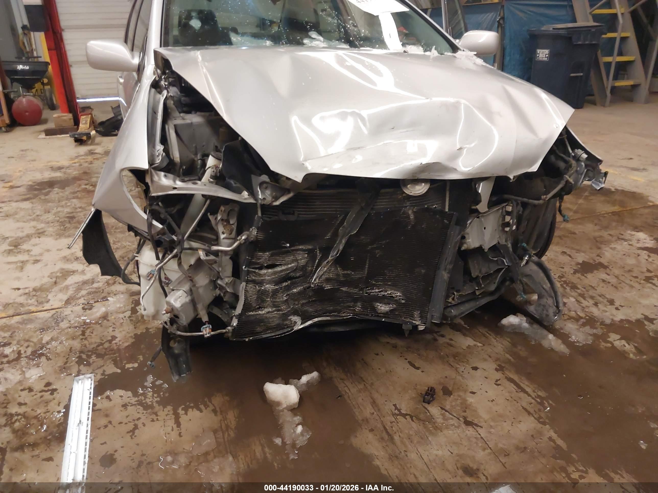 TOYOTA COROLLA image 6