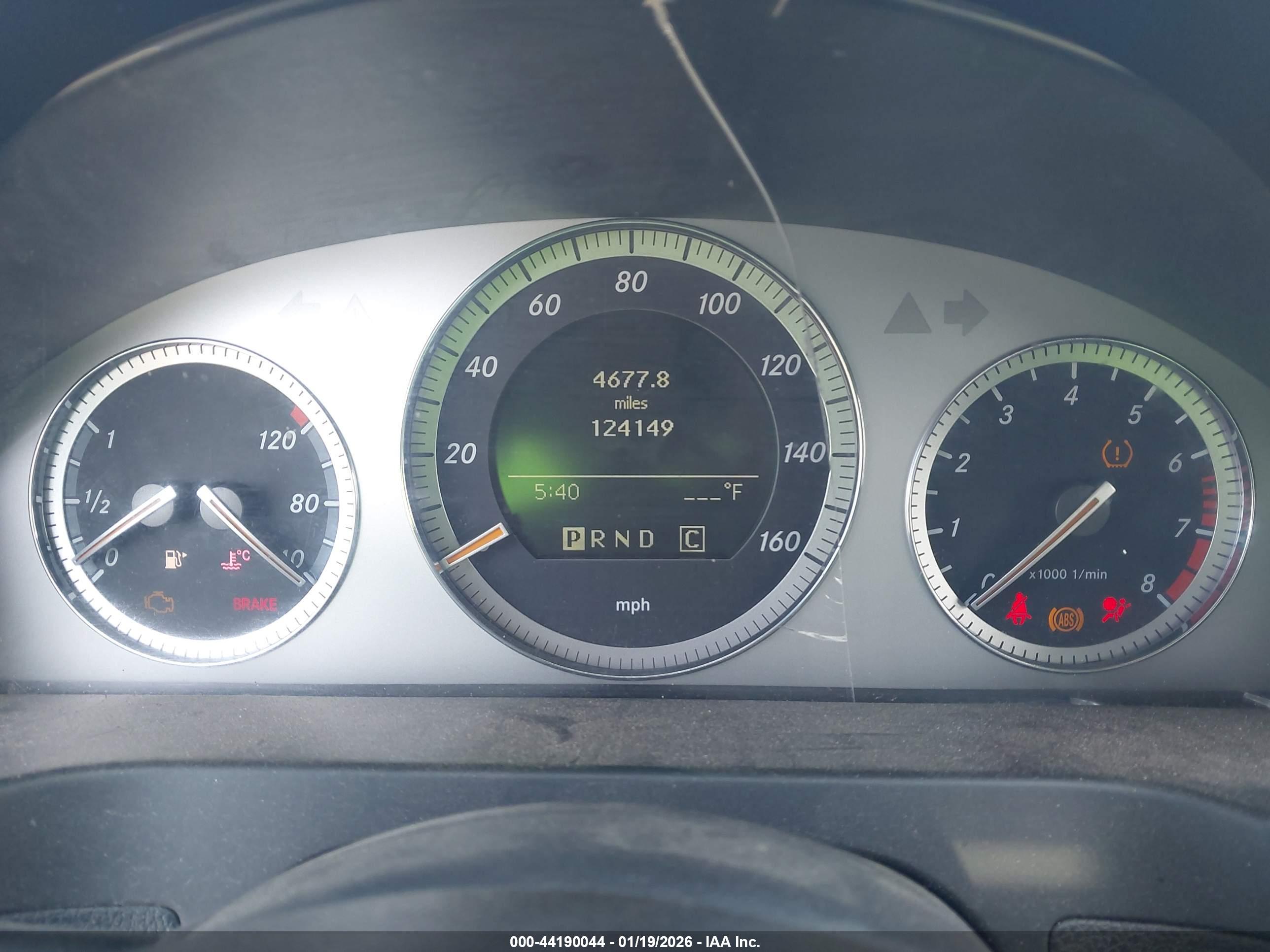 MERCEDES-BENZ C image 7