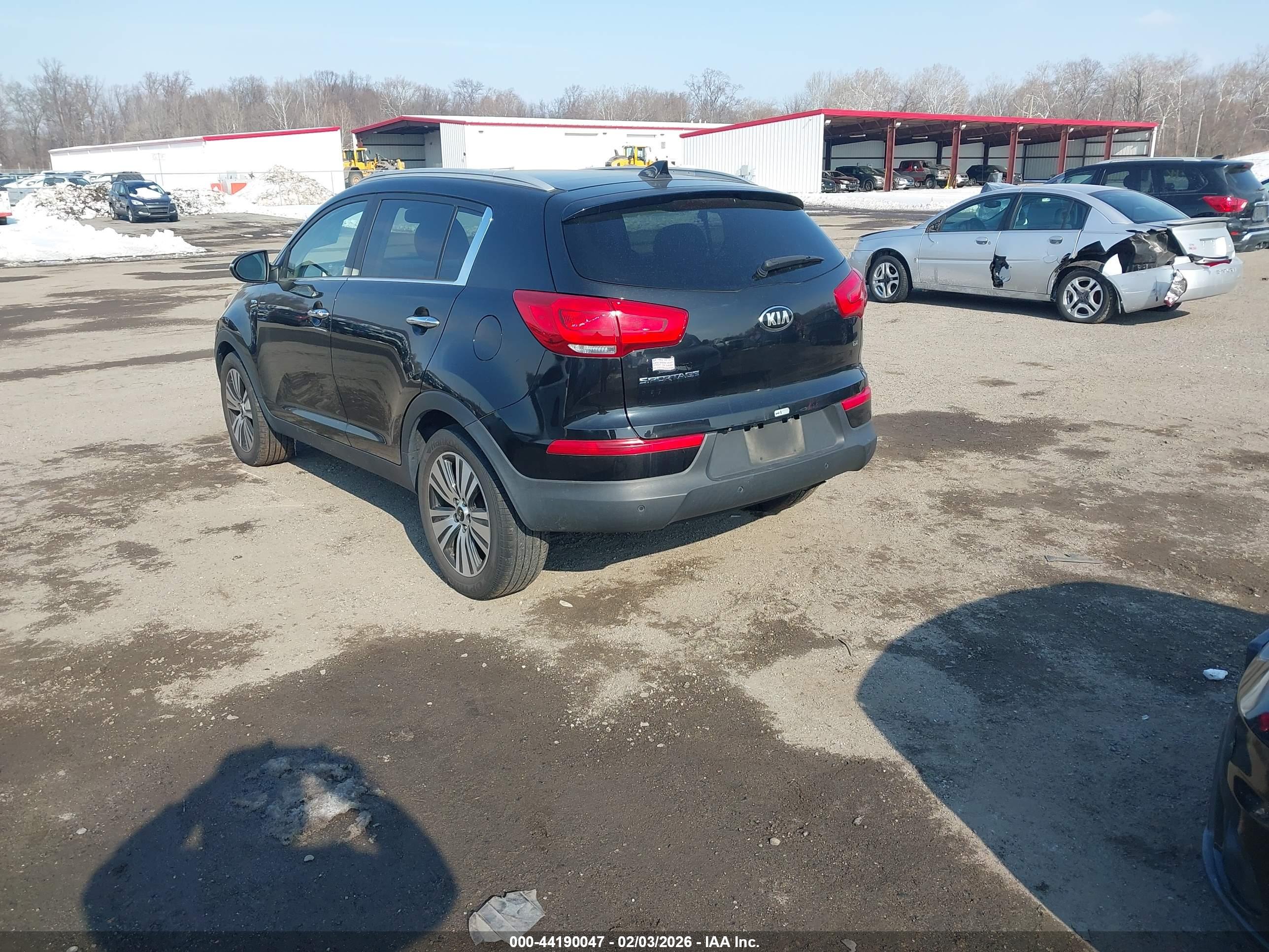 KIA SPORTAGE image 3