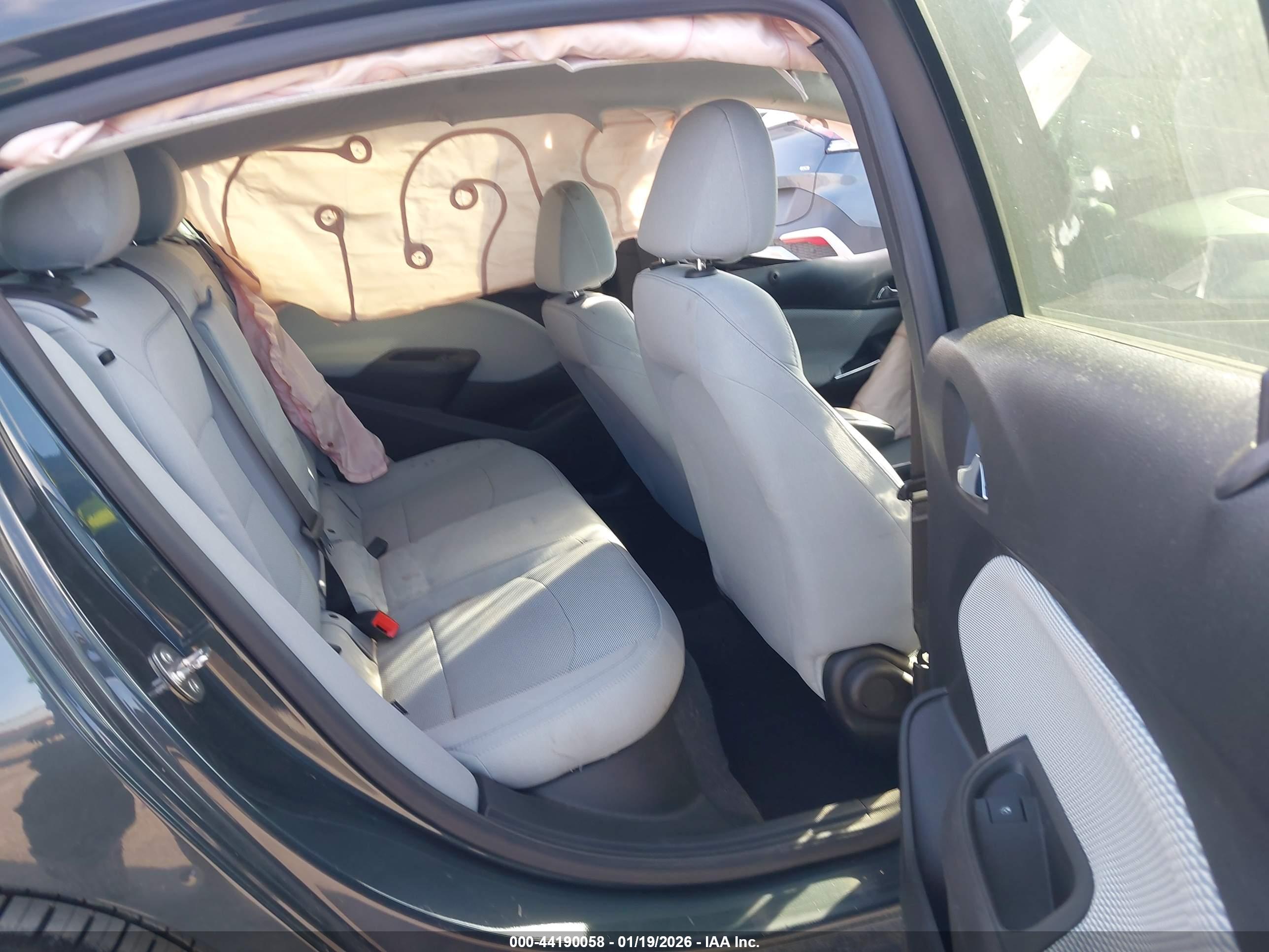 CHEVROLET CRUZE image 8