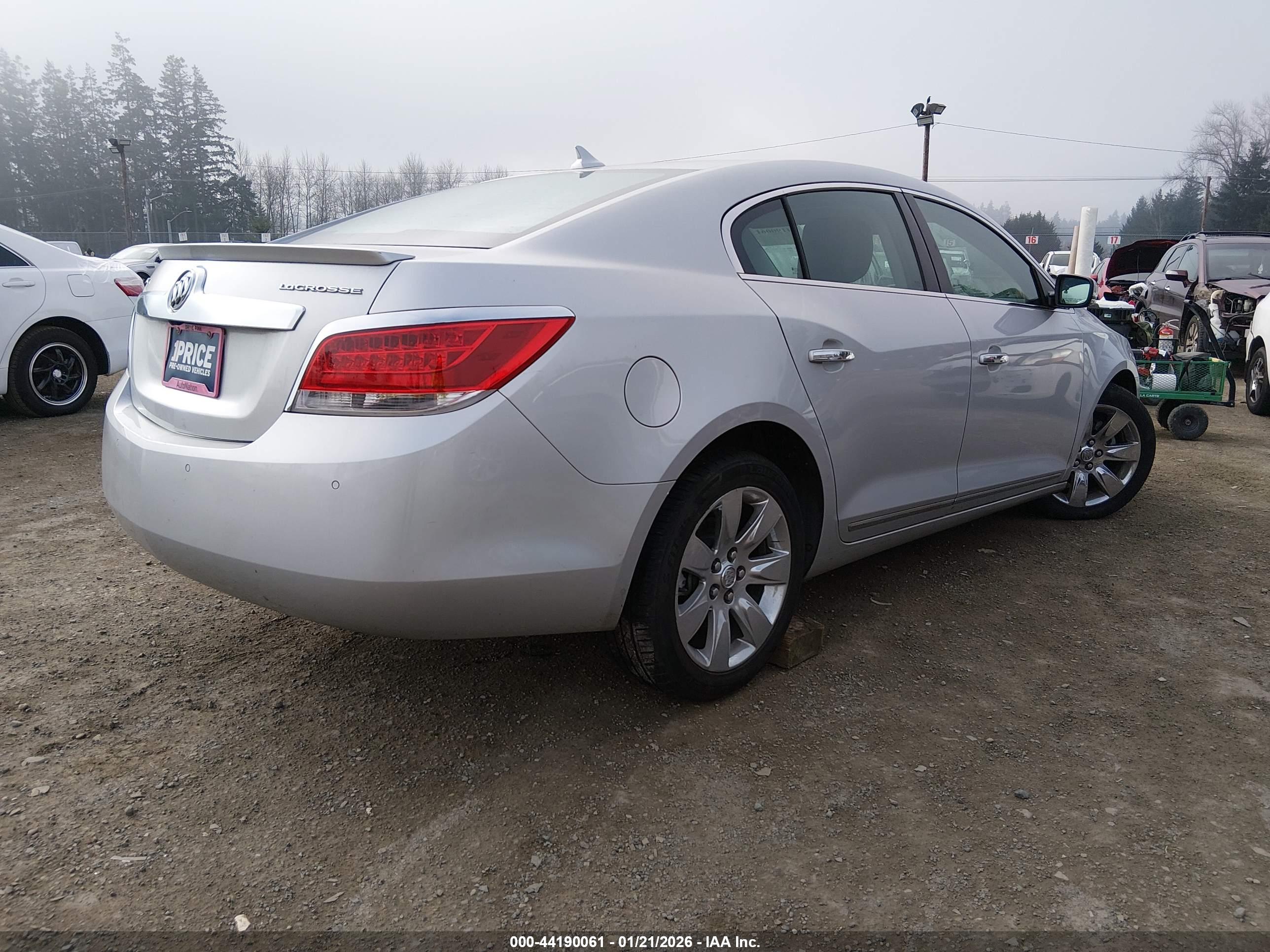 BUICK LACROSSE image 4