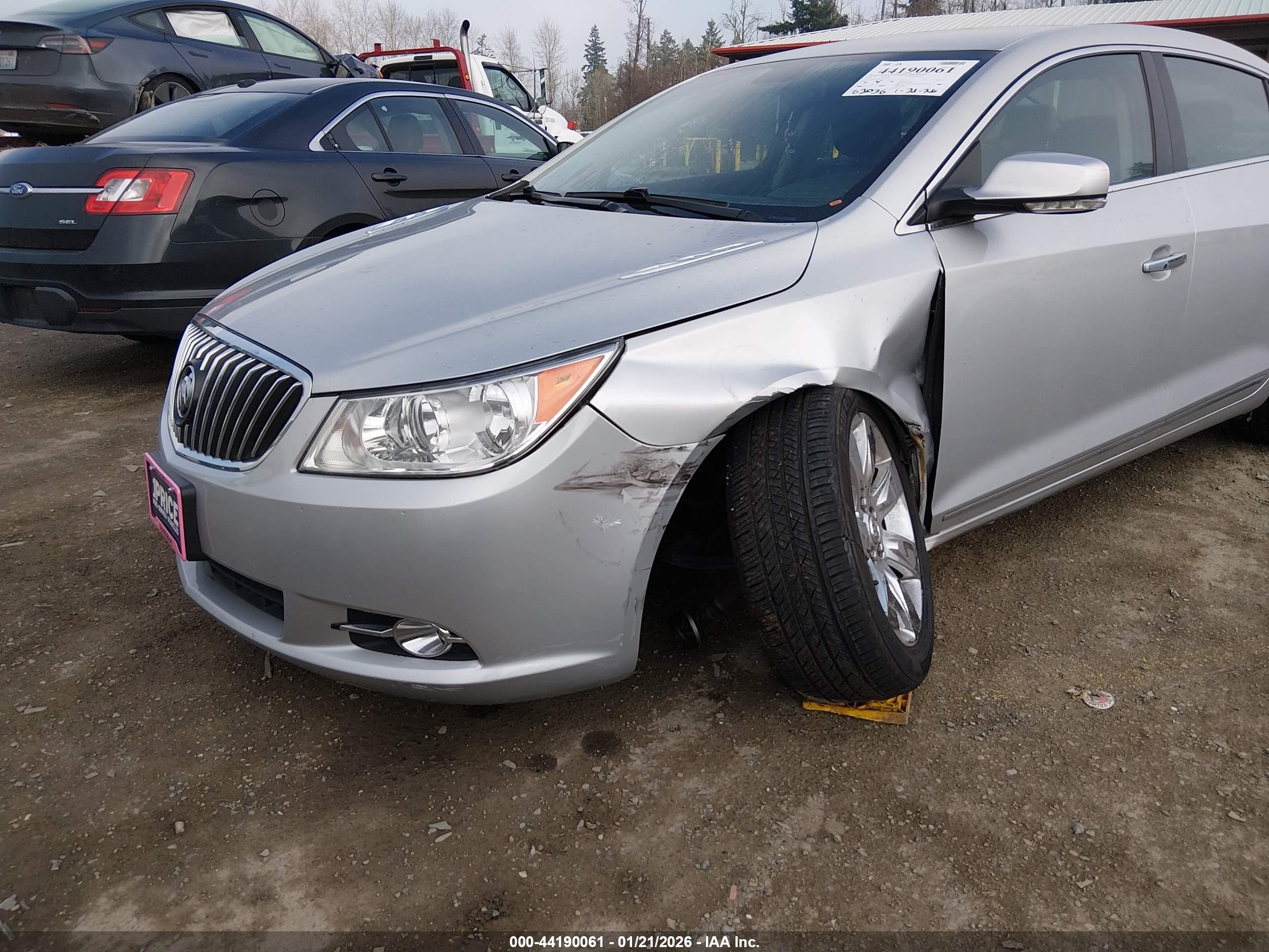 BUICK LACROSSE image 6