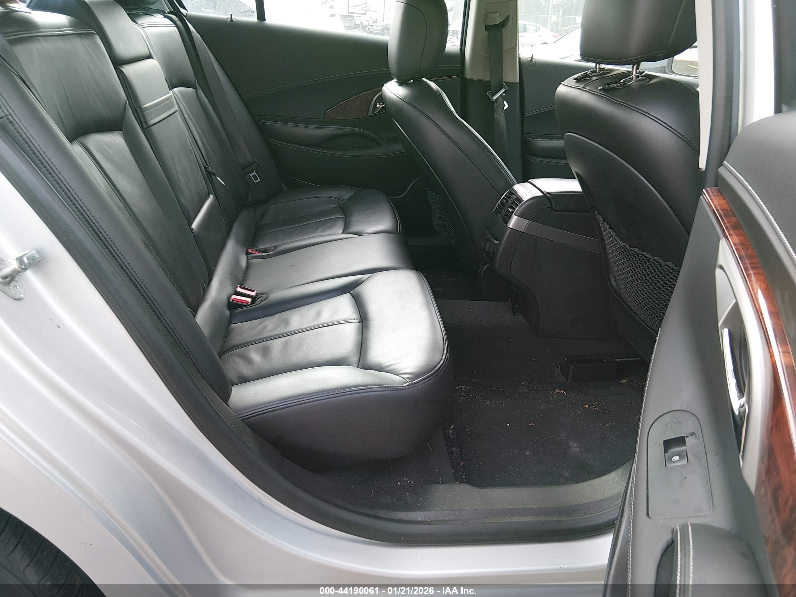 BUICK LACROSSE image 8