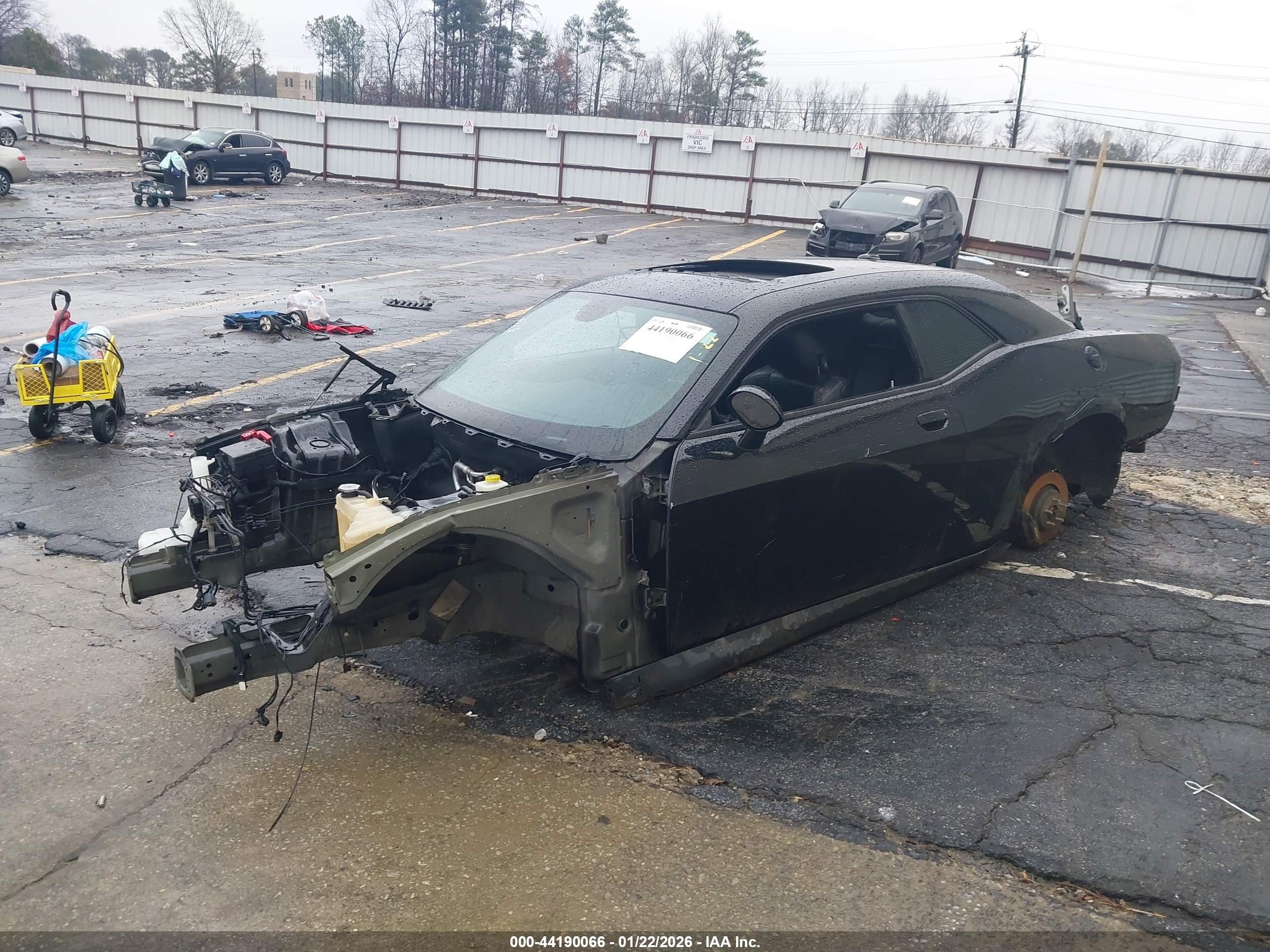 DODGE CHALLENGER image 2