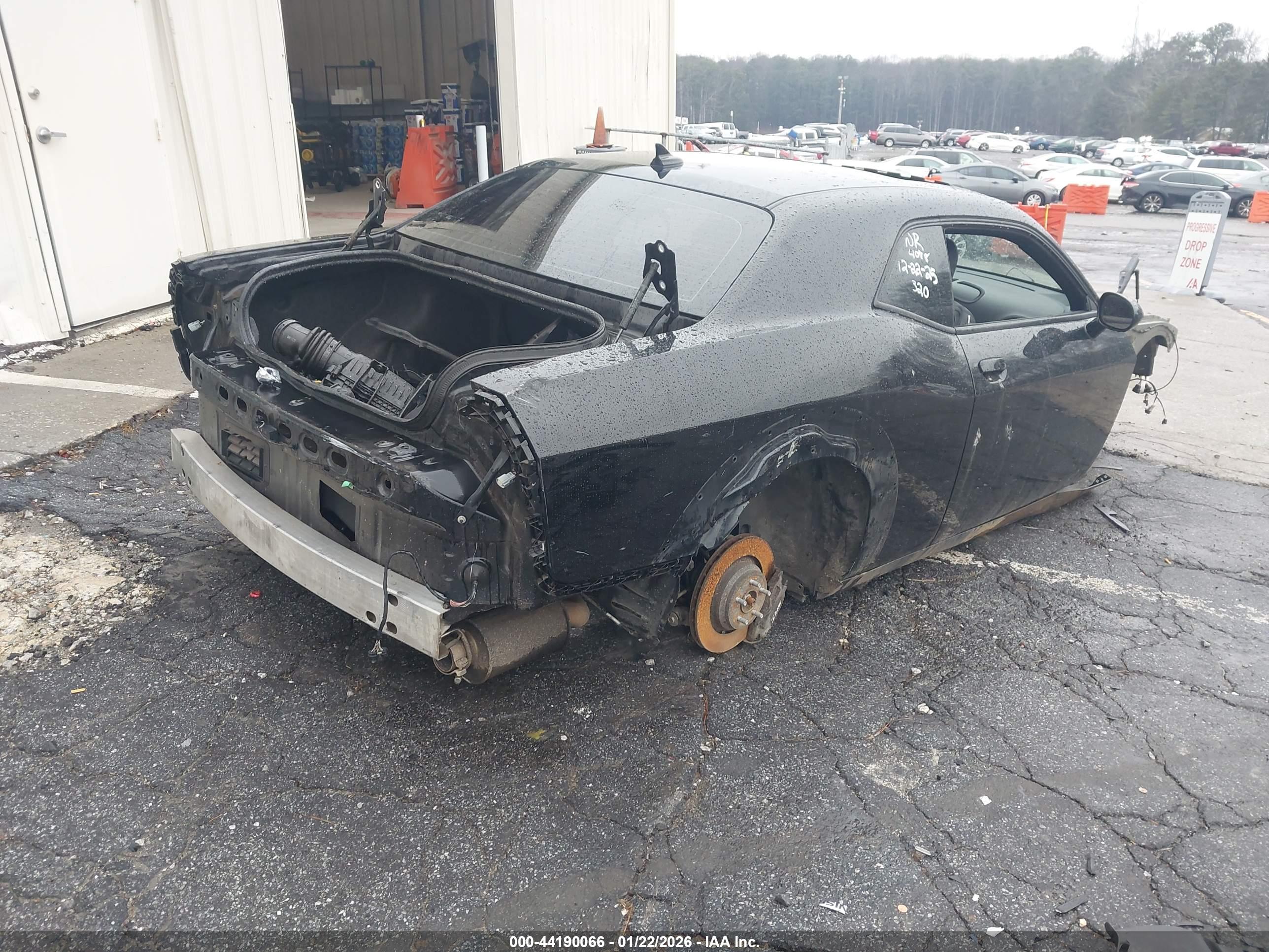 DODGE CHALLENGER image 4
