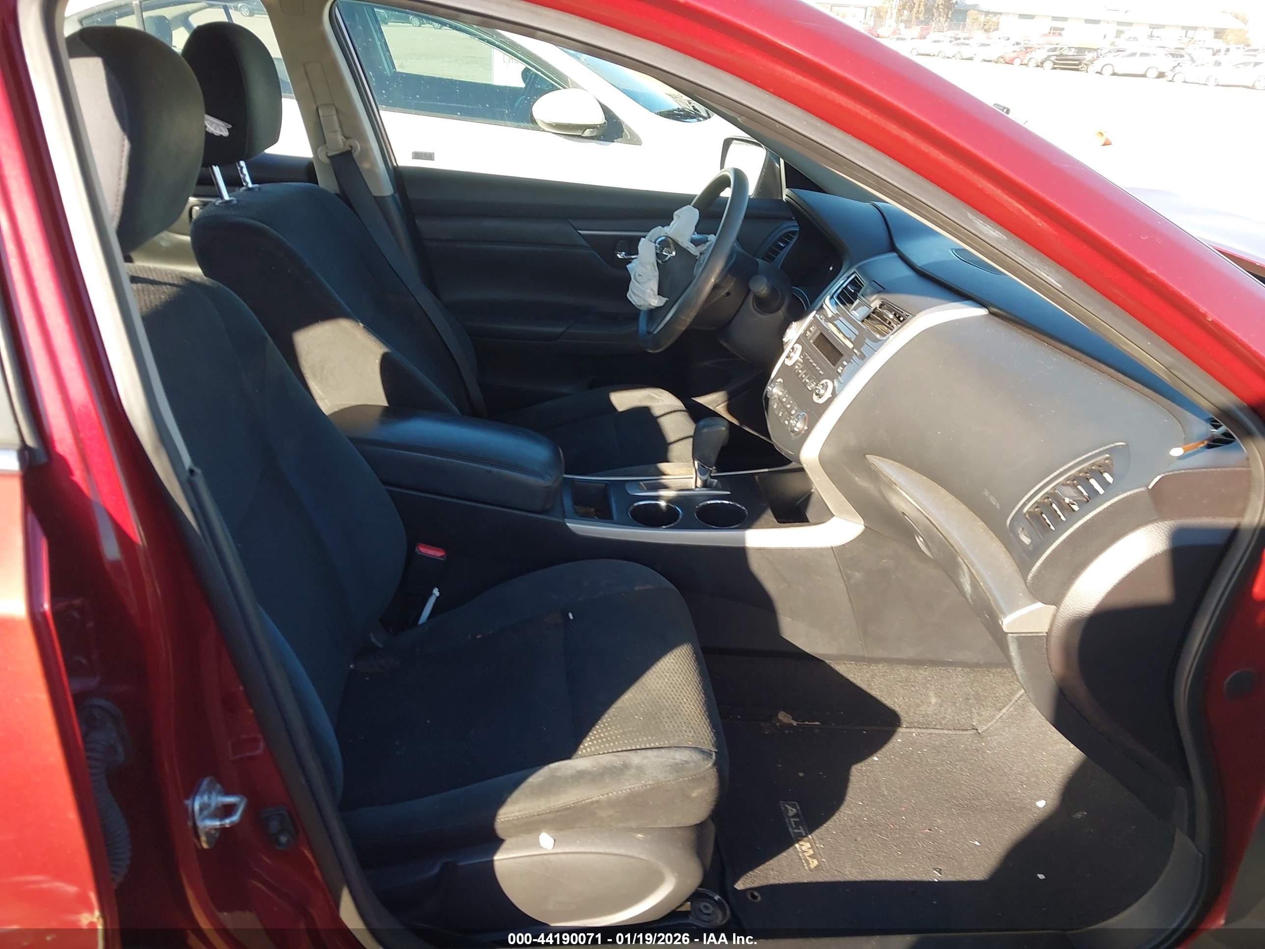 NISSAN ALTIMA image 5