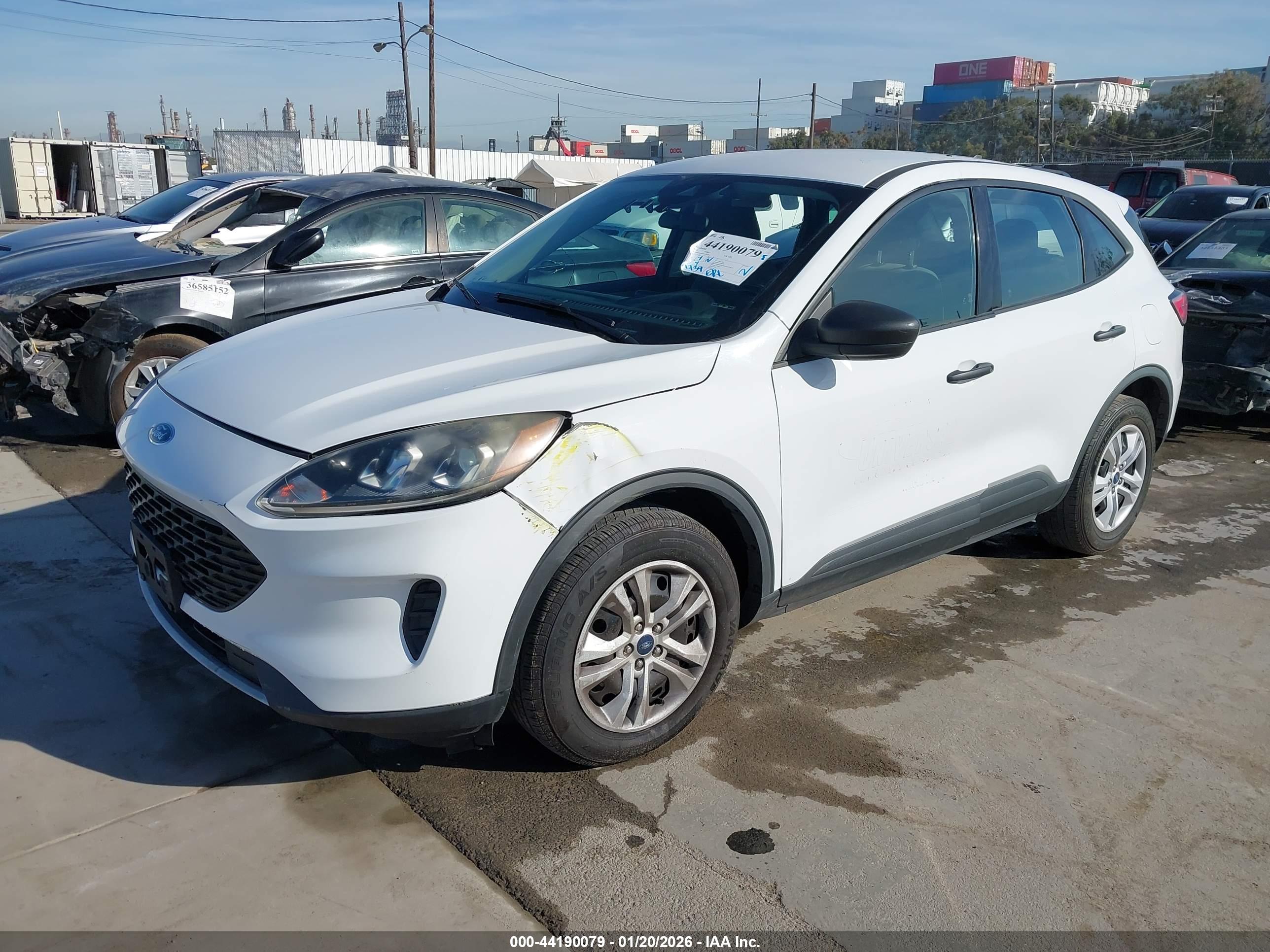 FORD ESCAPE image 2