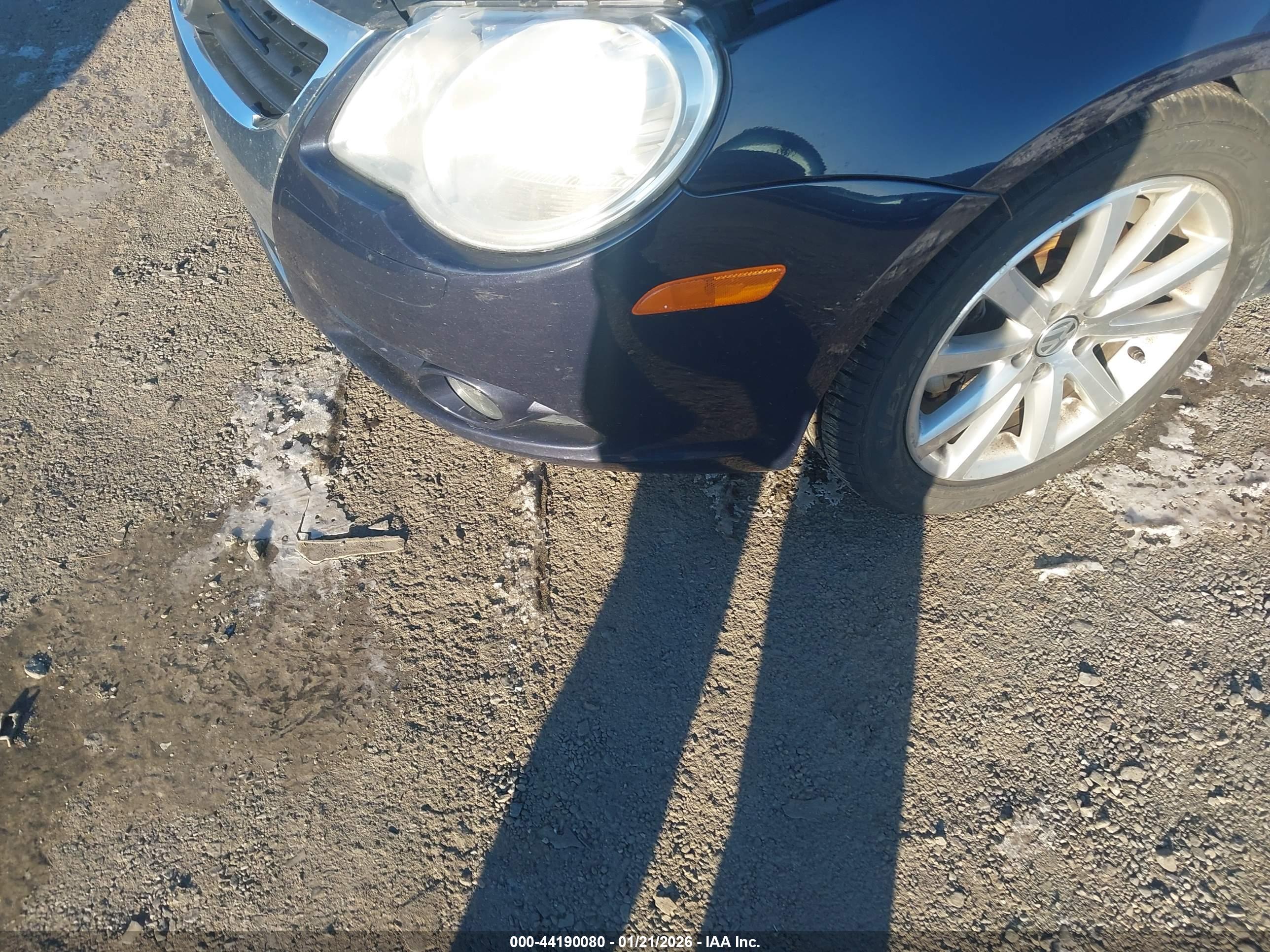 VOLKSWAGEN EOS image 6