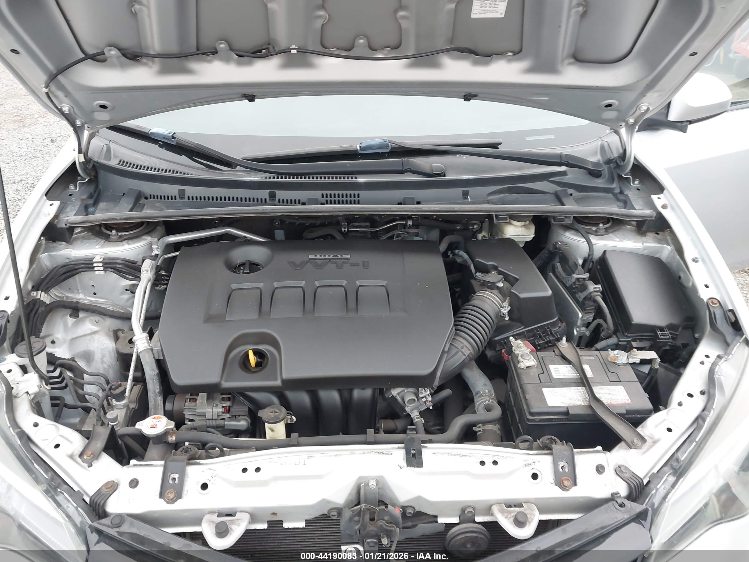 TOYOTA COROLLA image 10