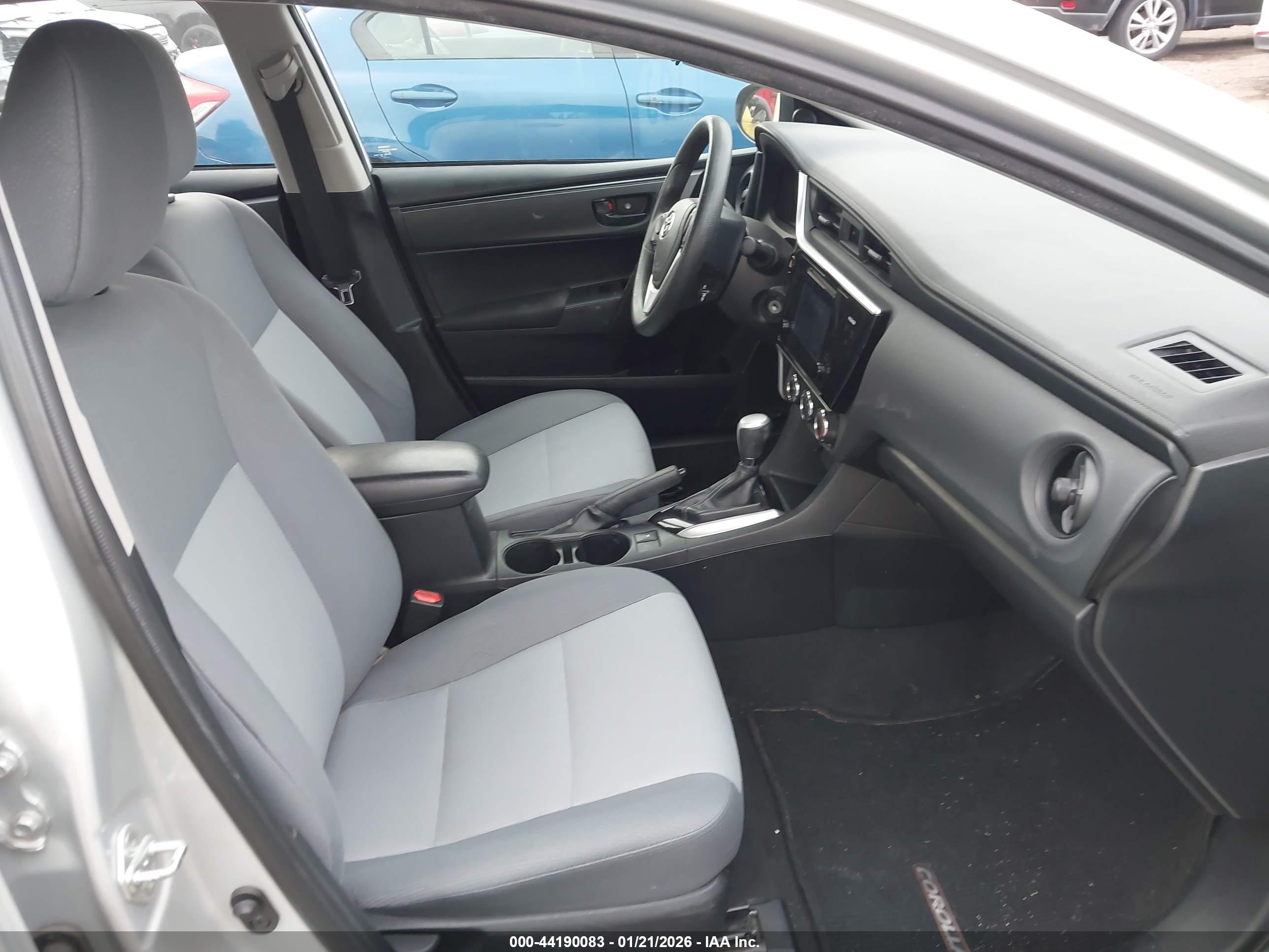 TOYOTA COROLLA image 5