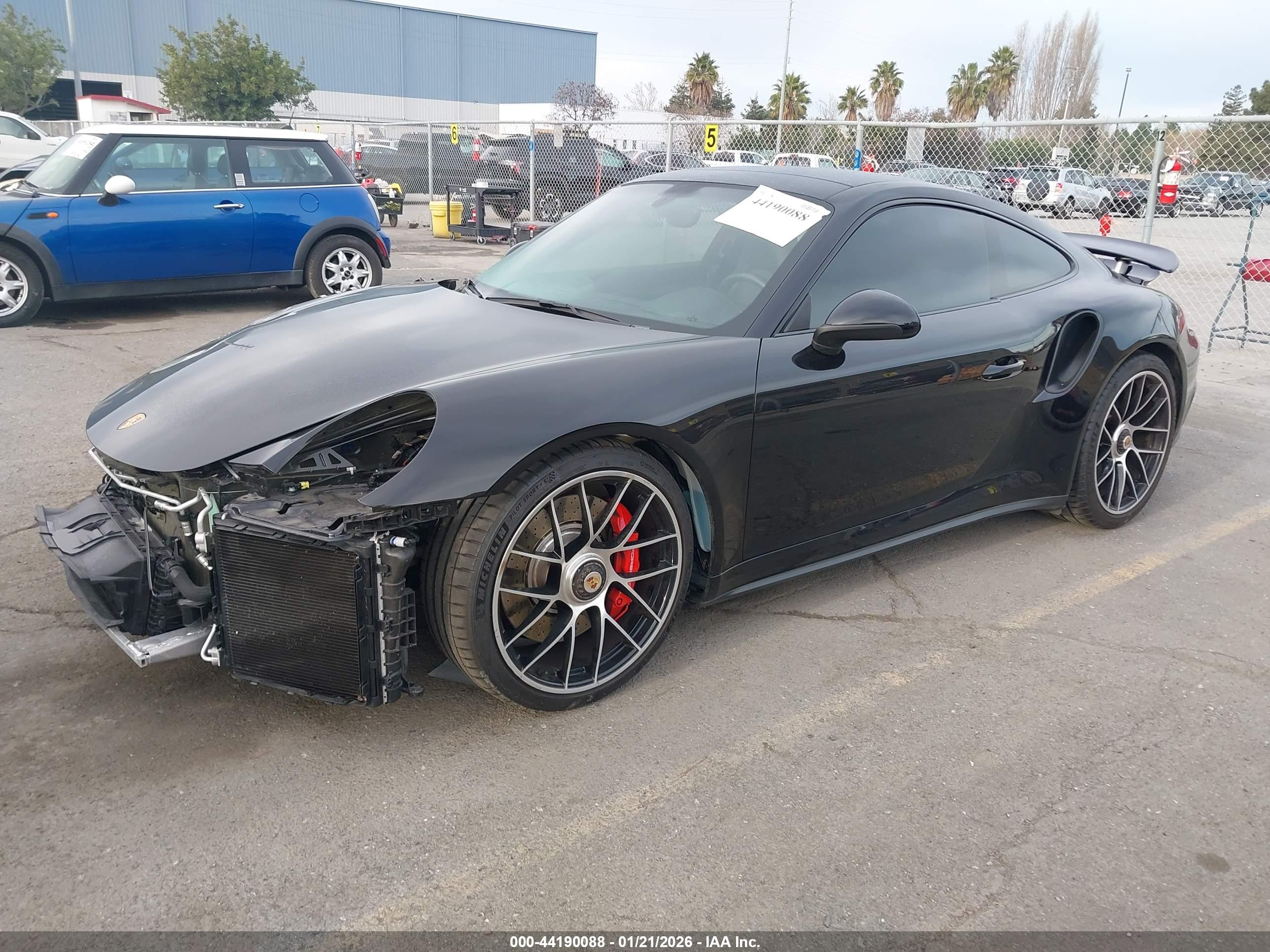 PORSCHE 911 image 2