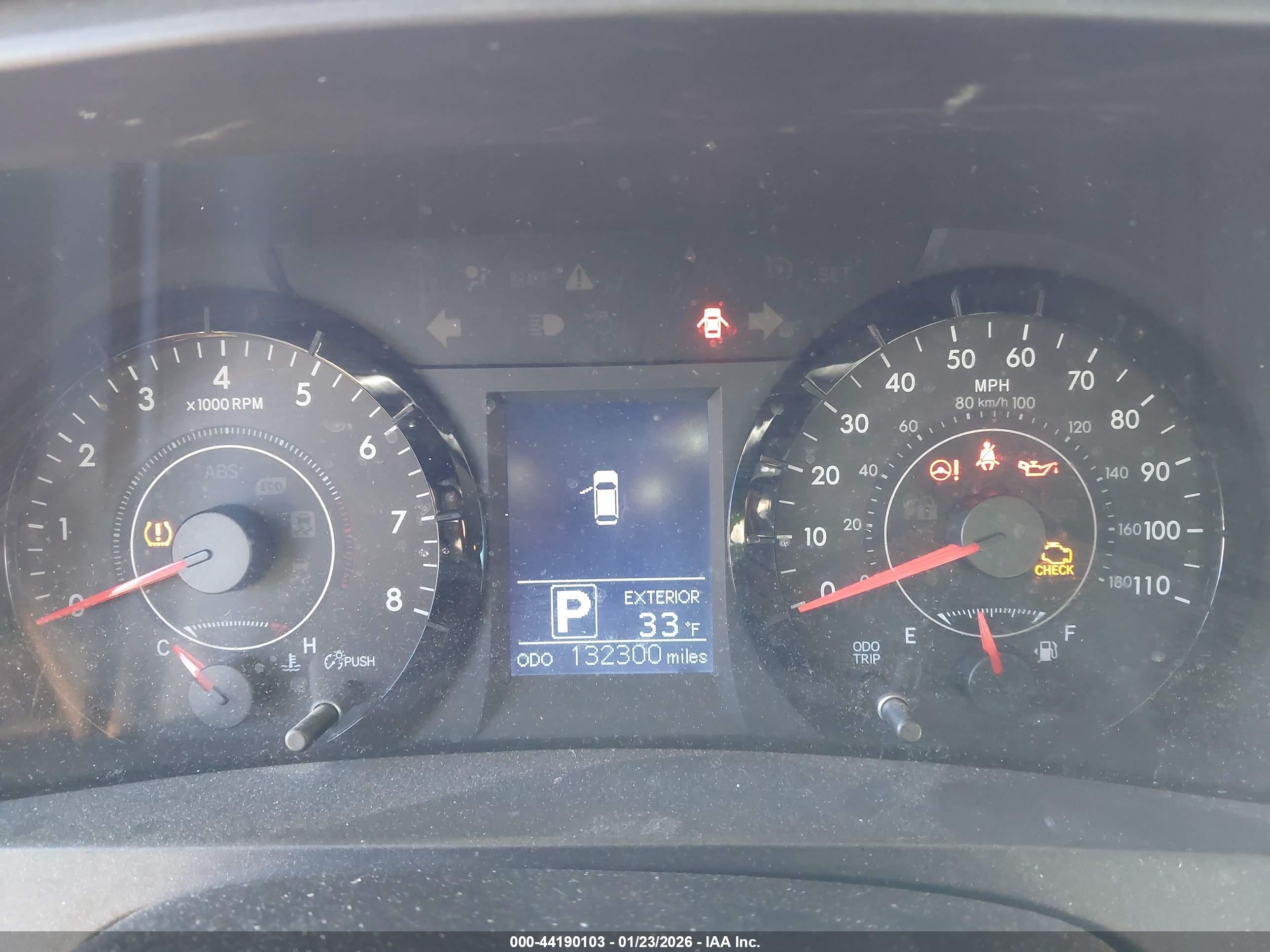TOYOTA SIENNA image 7
