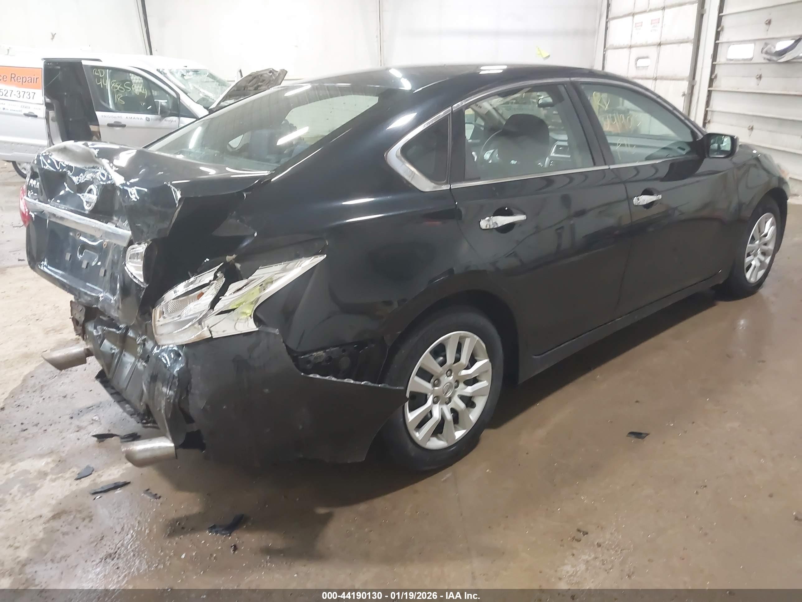 NISSAN ALTIMA image 4