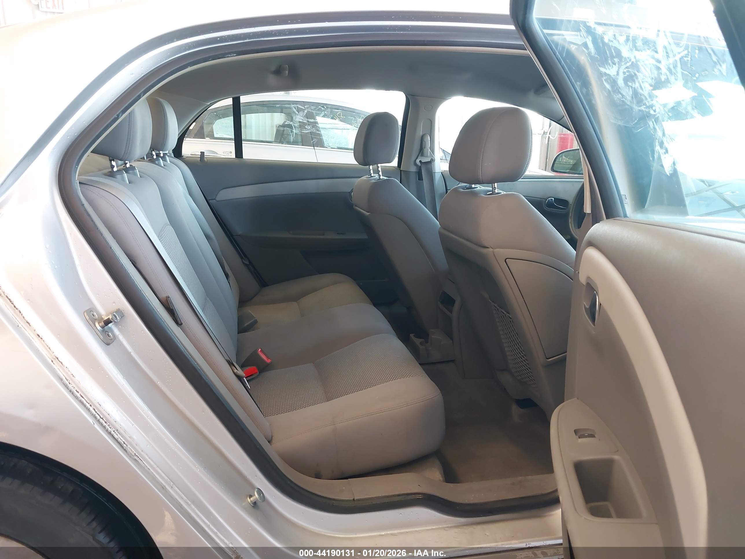 CHEVROLET MALIBU image 8