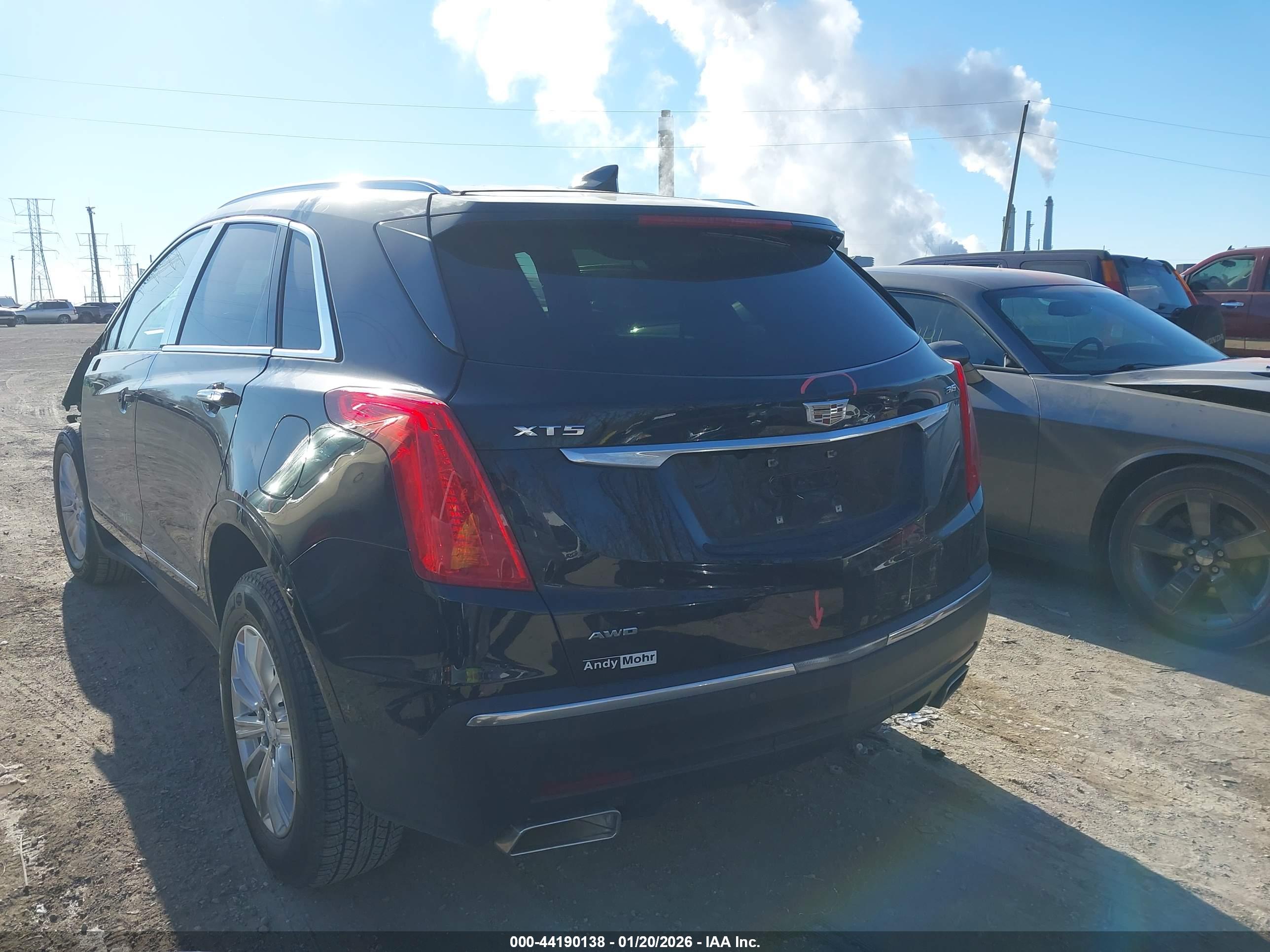 CADILLAC XT5 image 3