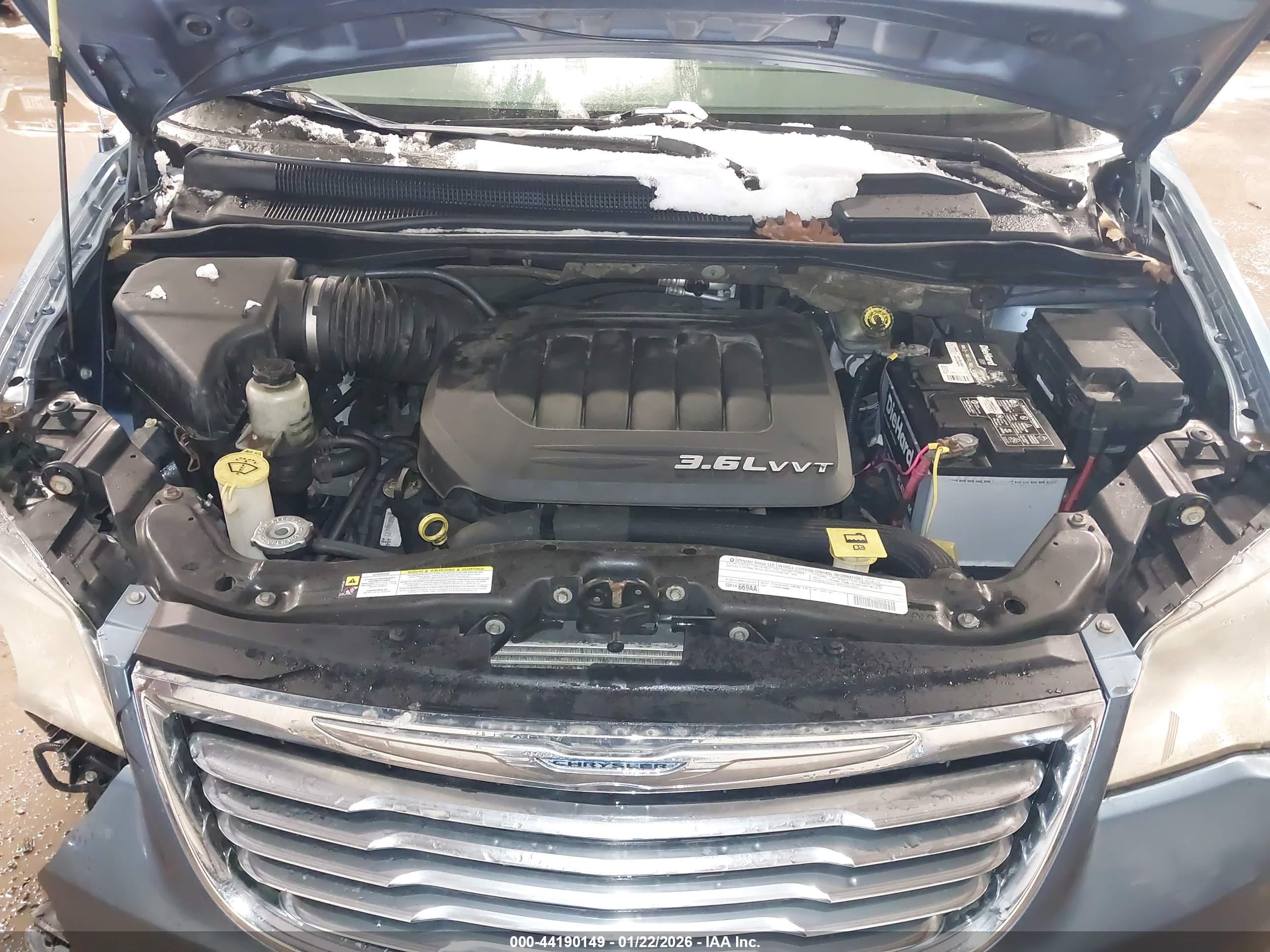 CHRYSLER TOWN image 10