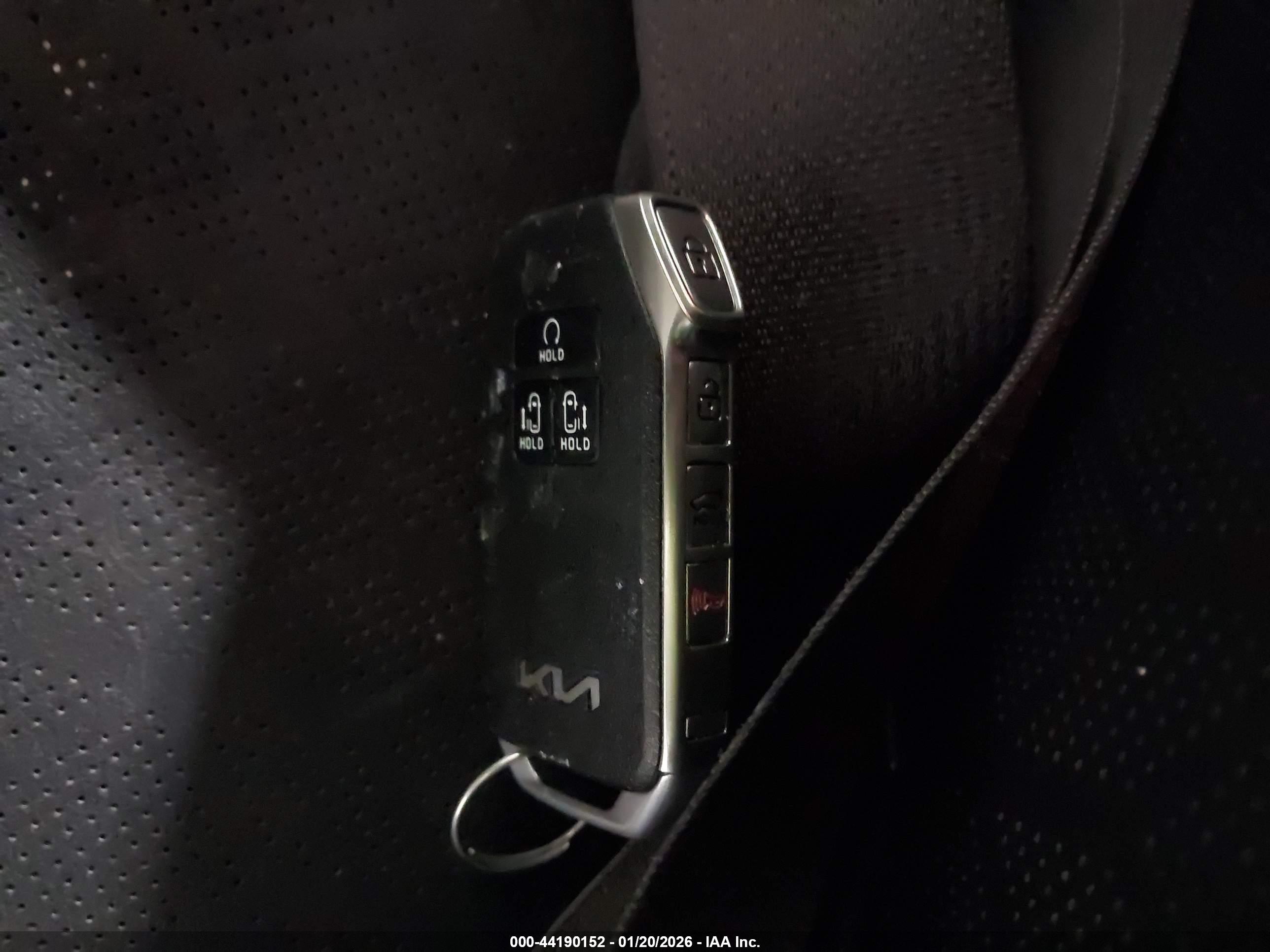 KIA CARNIVAL image 11