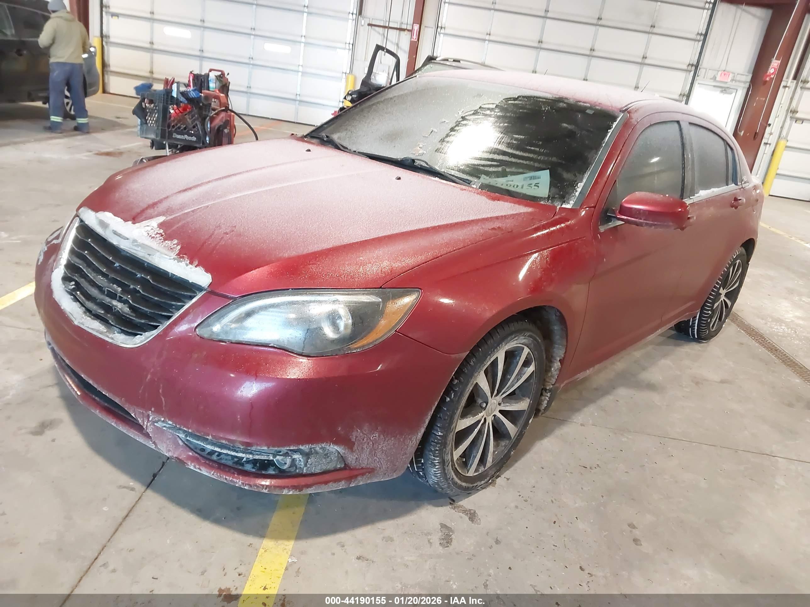 CHRYSLER 200 image 2