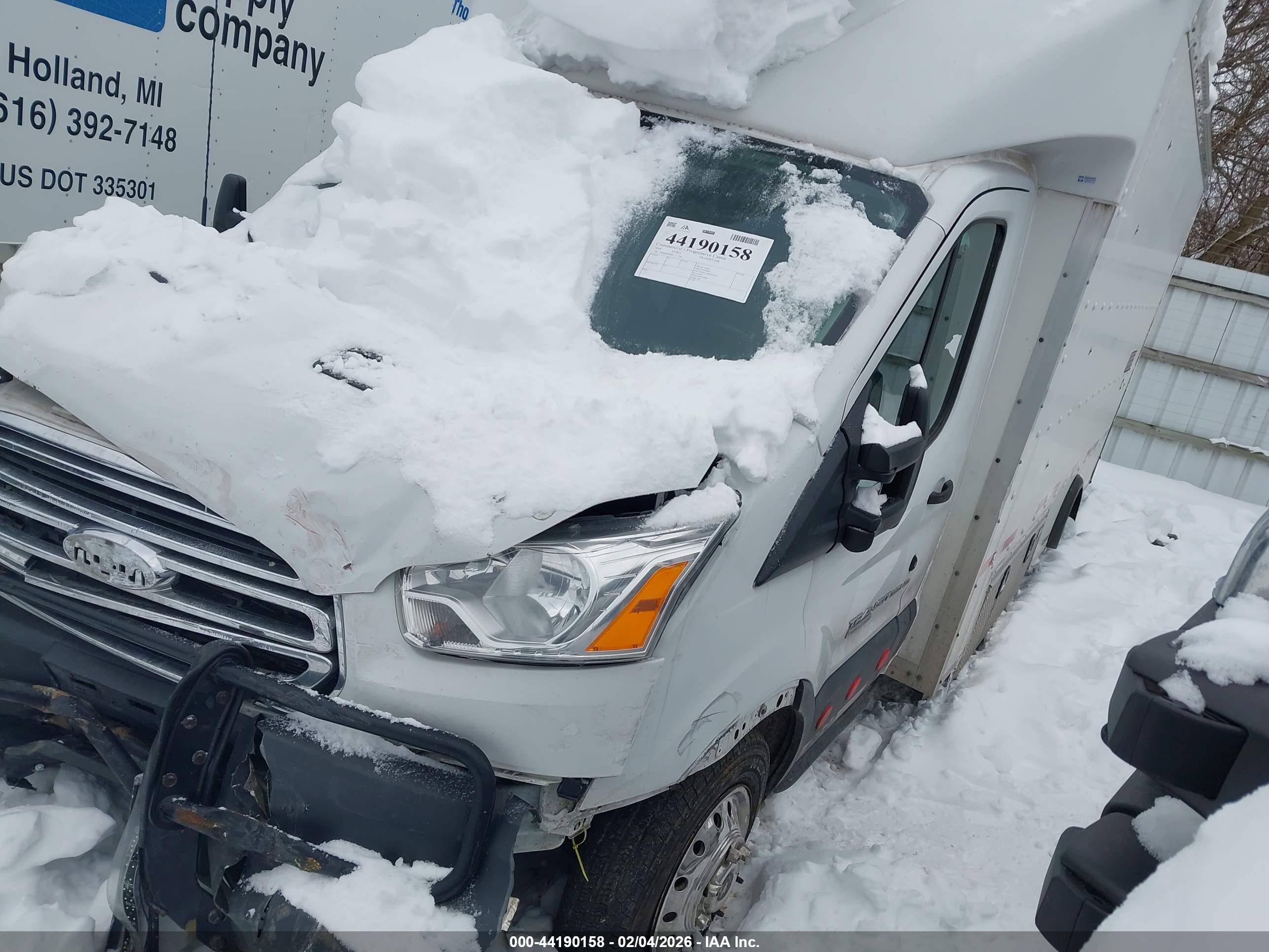 FORD TRANSIT-350 image 2