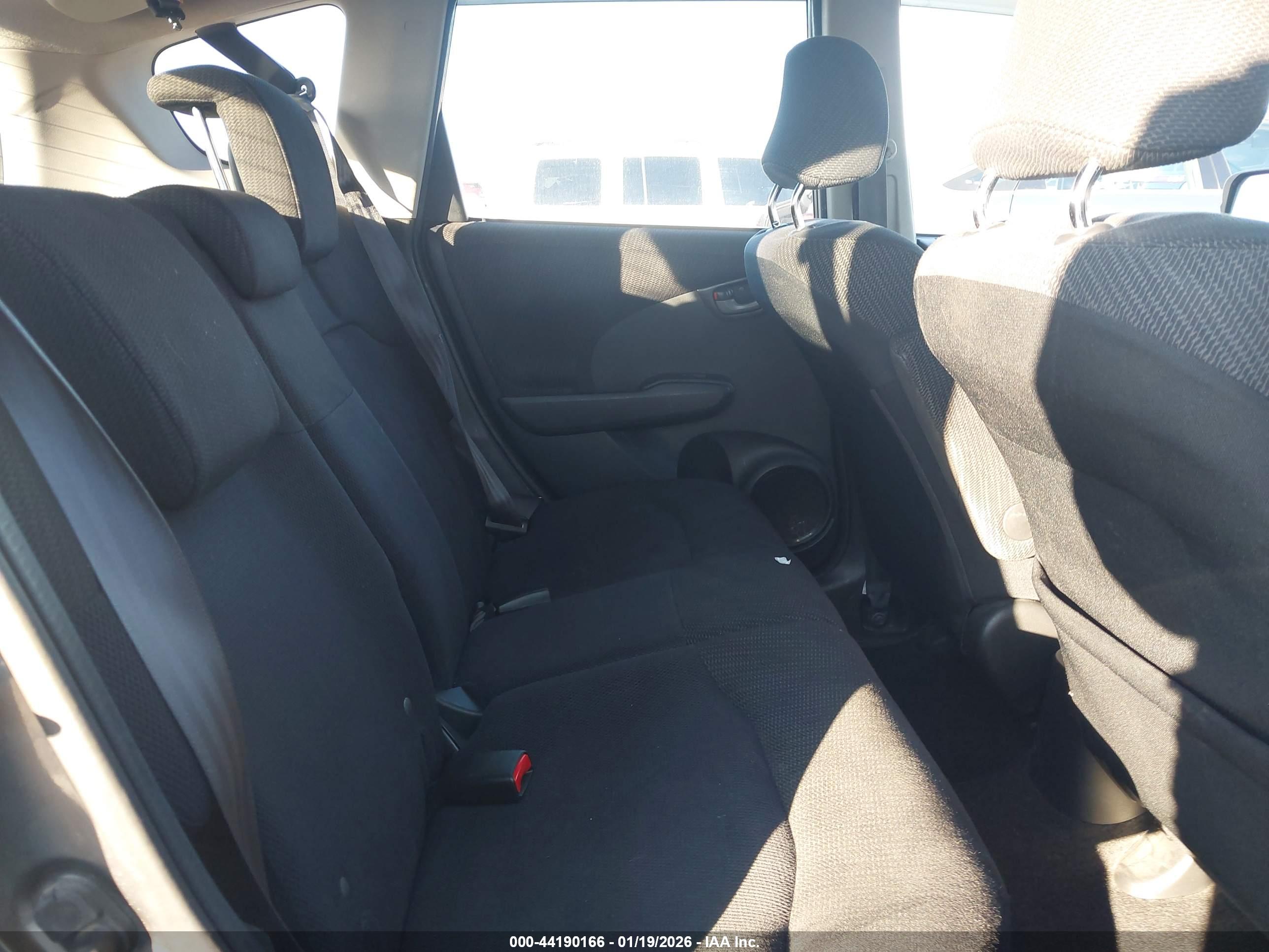HONDA FIT image 8