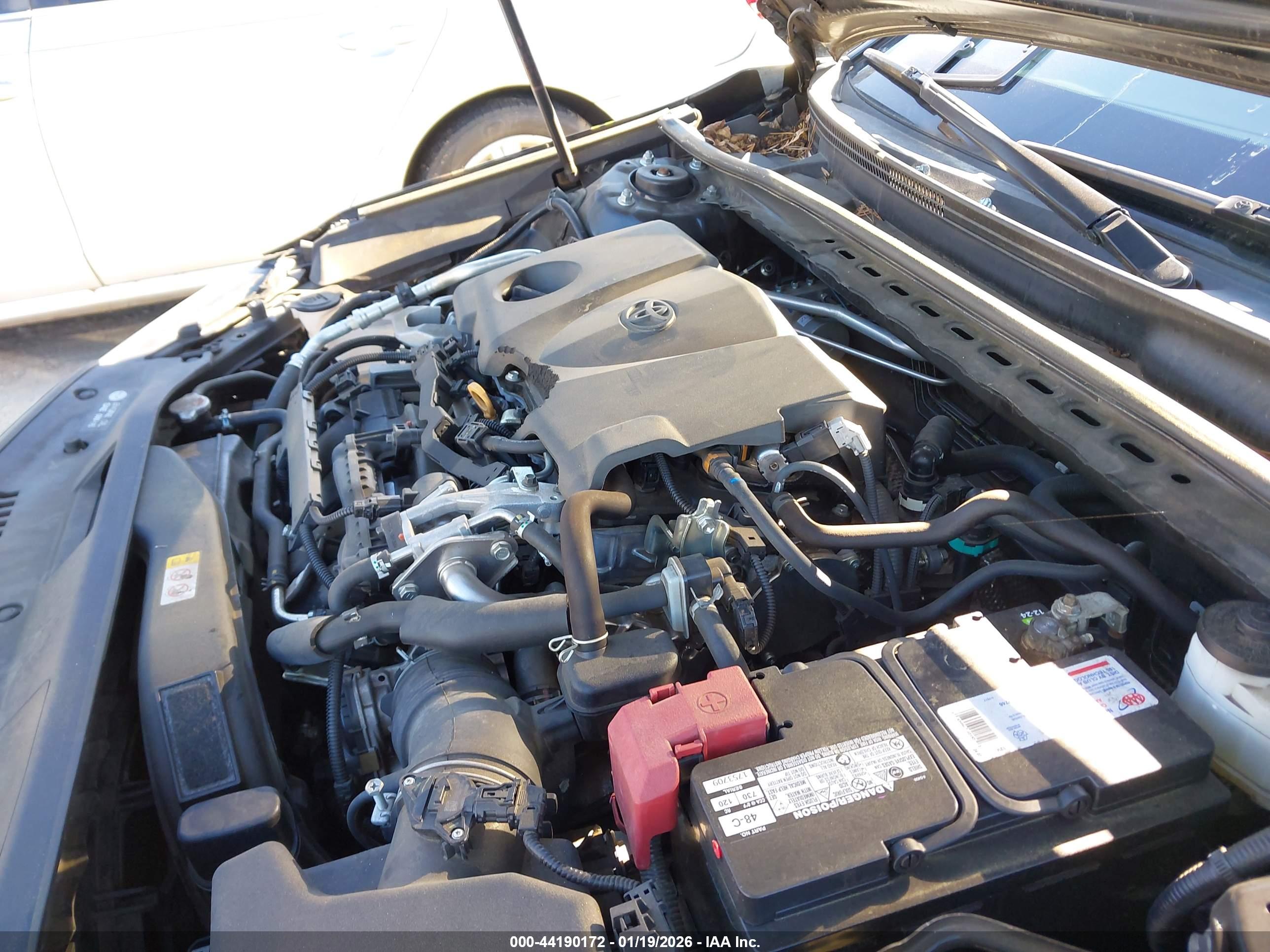 TOYOTA CAMRY image 10