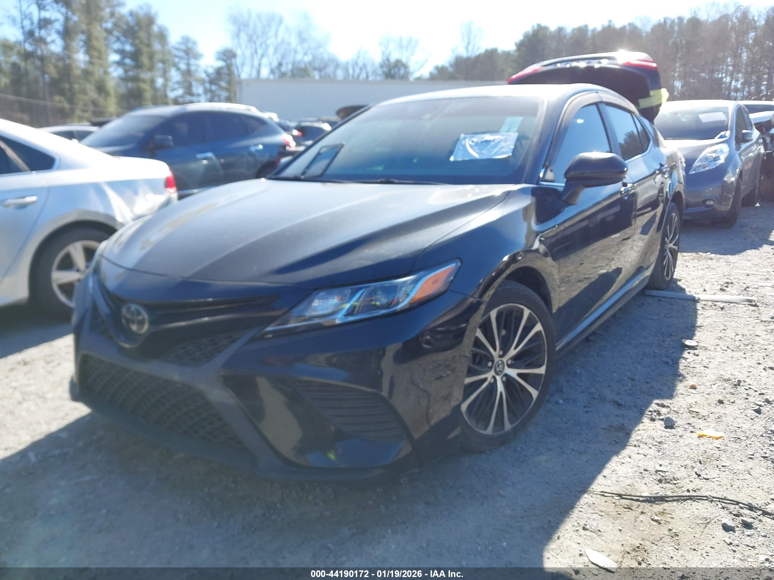 TOYOTA CAMRY image 2