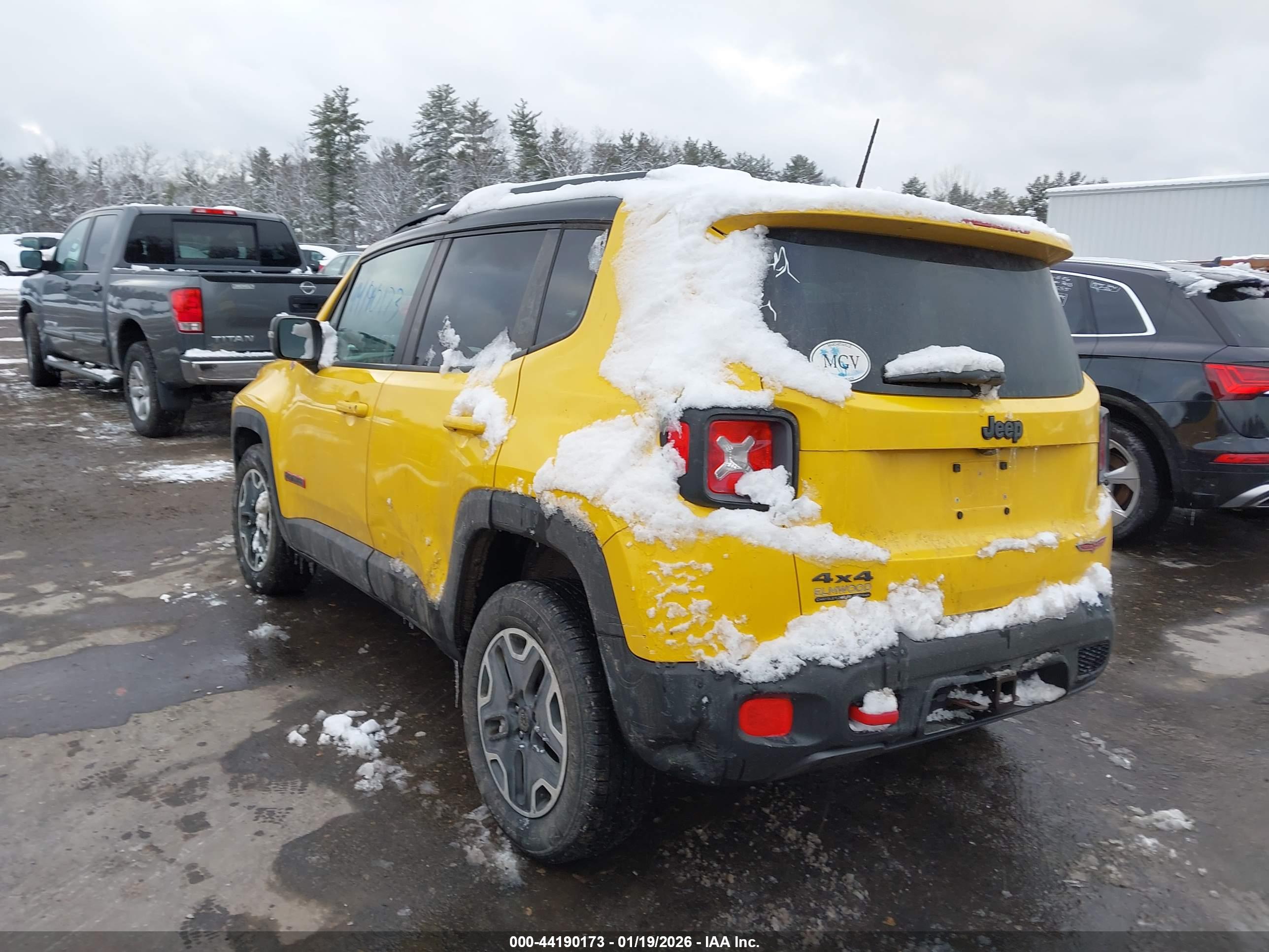 JEEP RENEGADE image 3