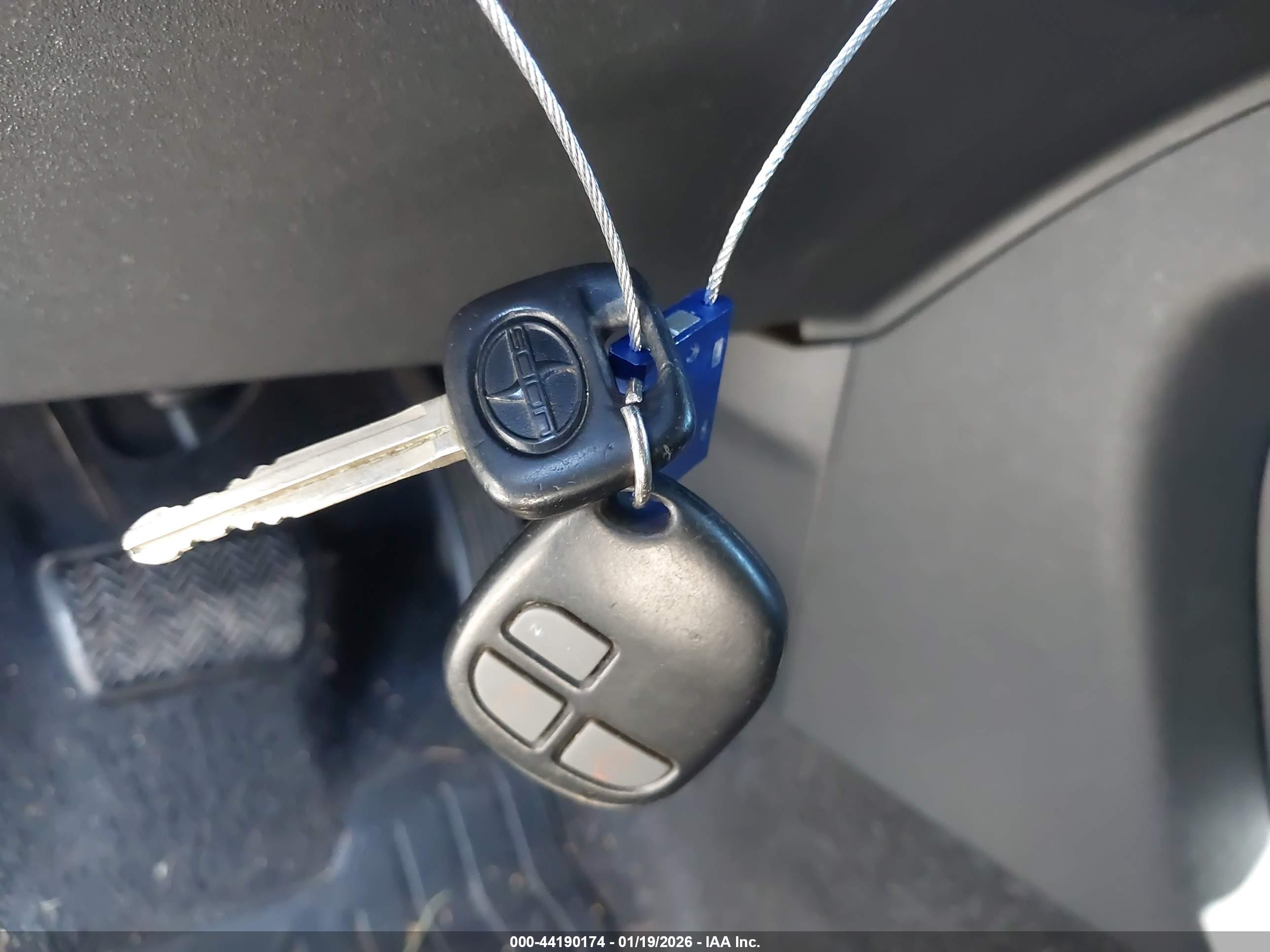 SCION XB image 11