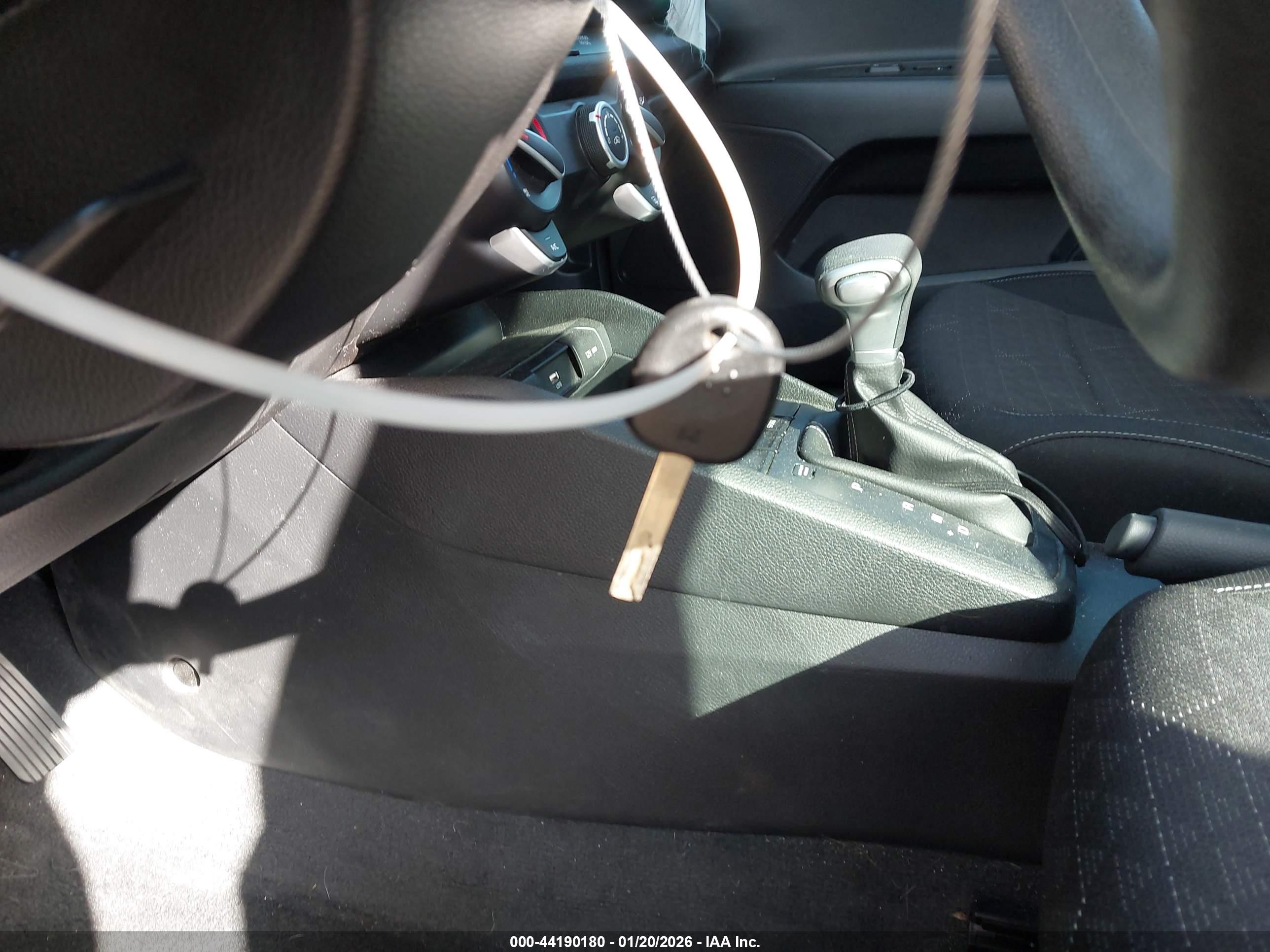 KIA RIO image 11