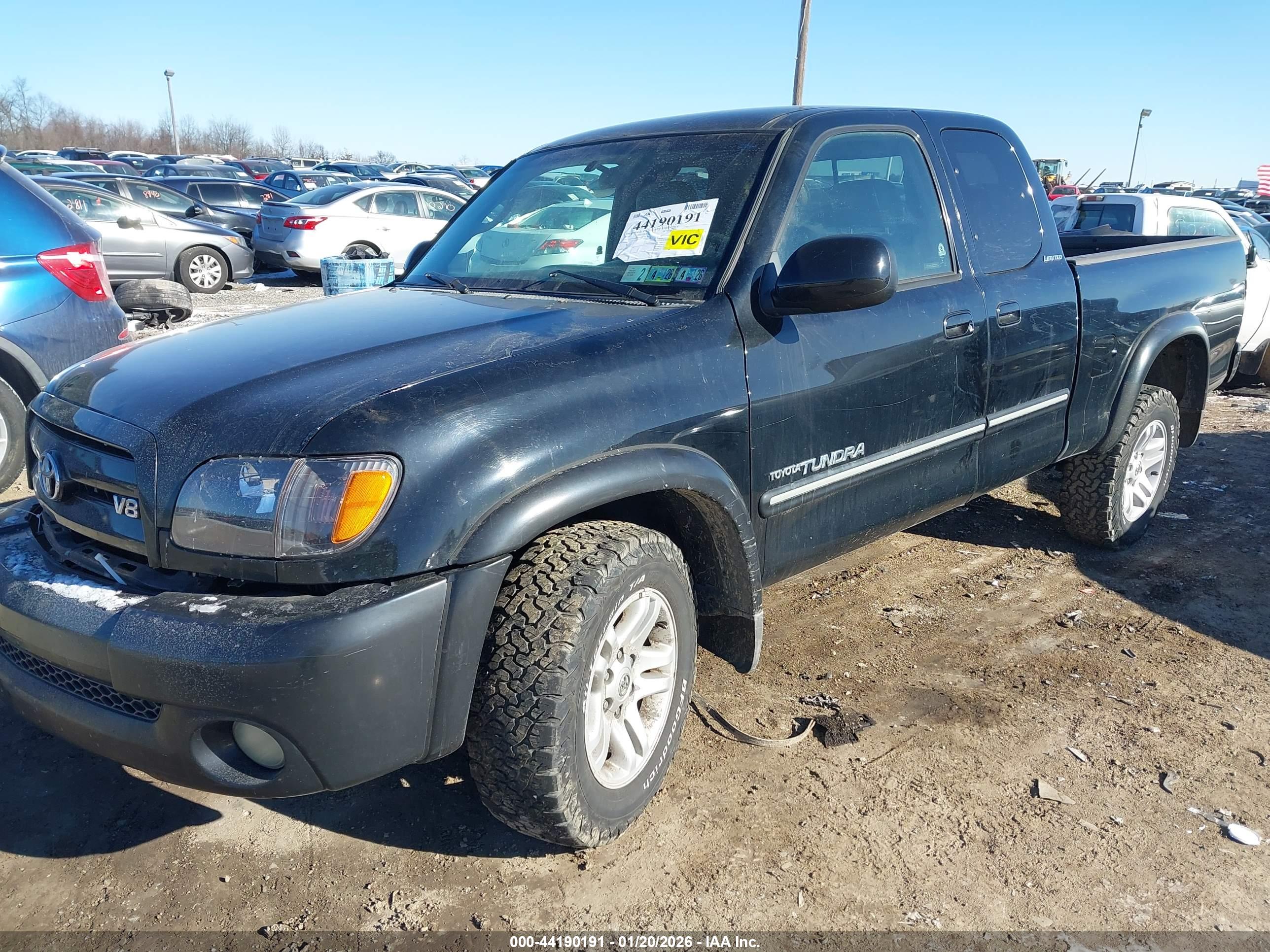 TOYOTA TUNDRA image 2