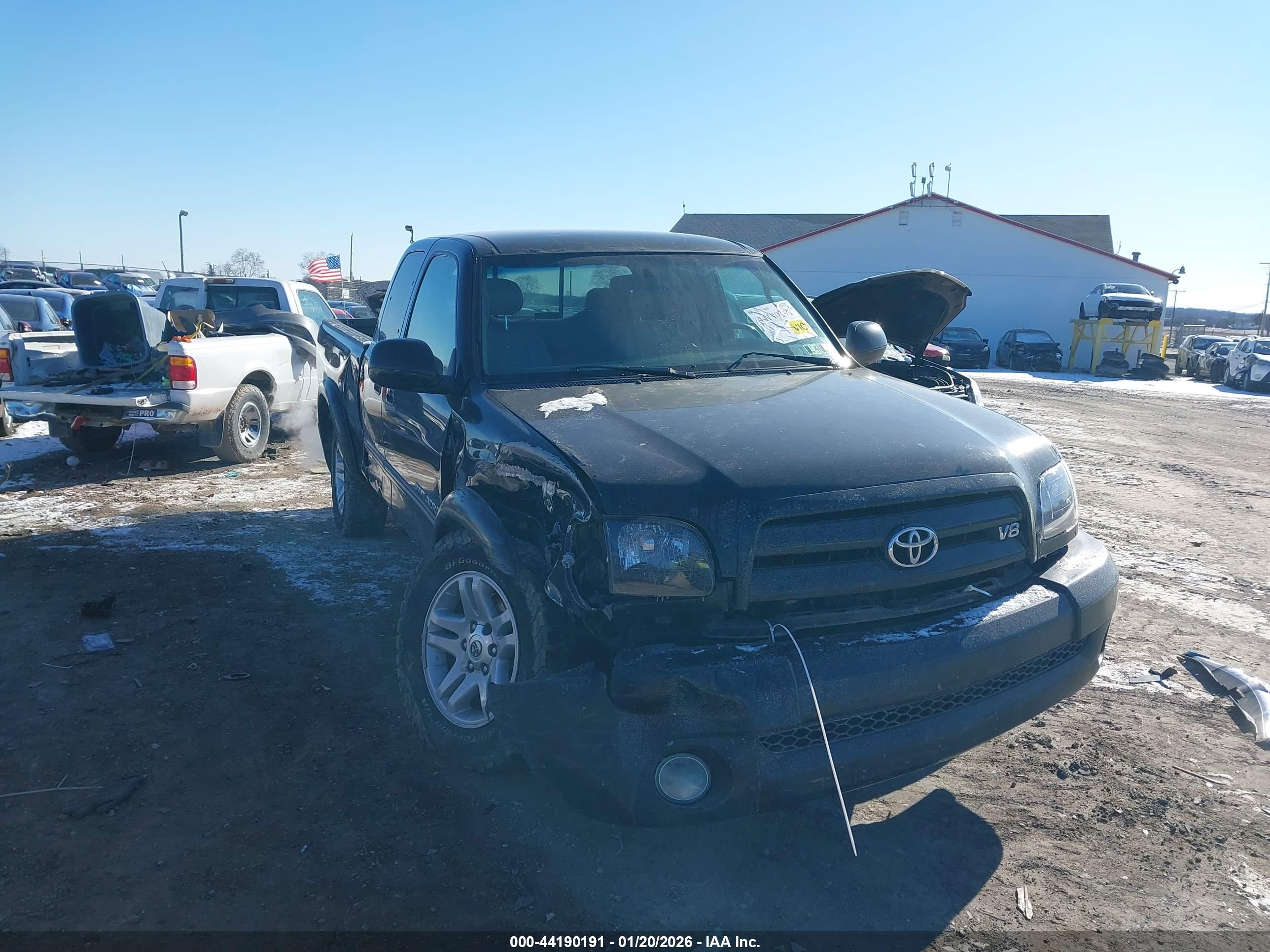 TOYOTA TUNDRA image 6
