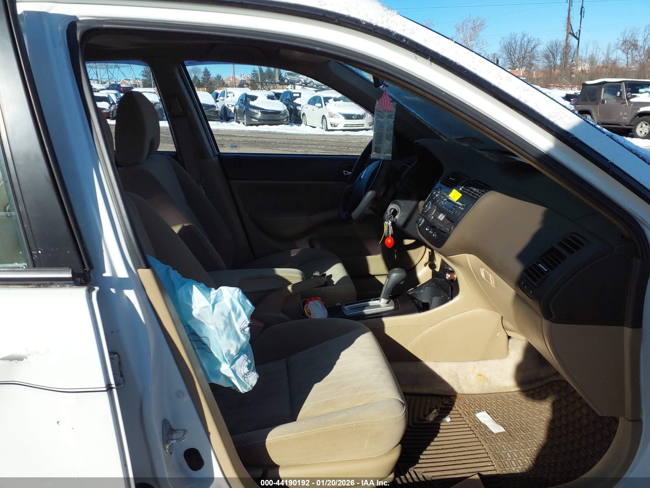 HONDA CIVIC image 5