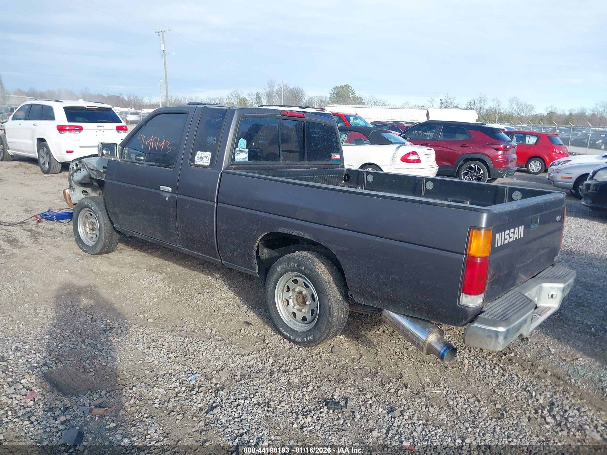 NISSAN TRUCK image 3