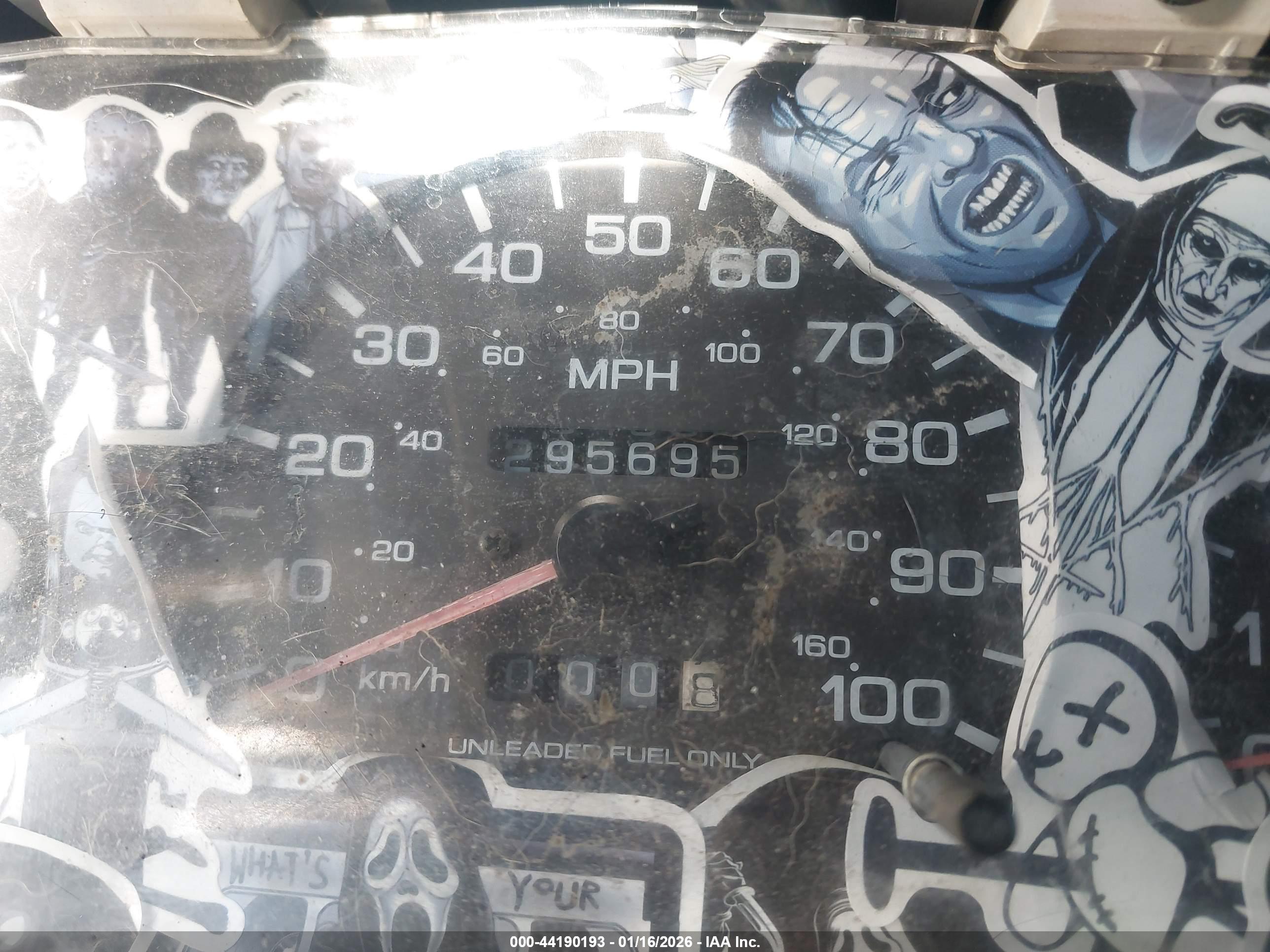 NISSAN TRUCK image 7