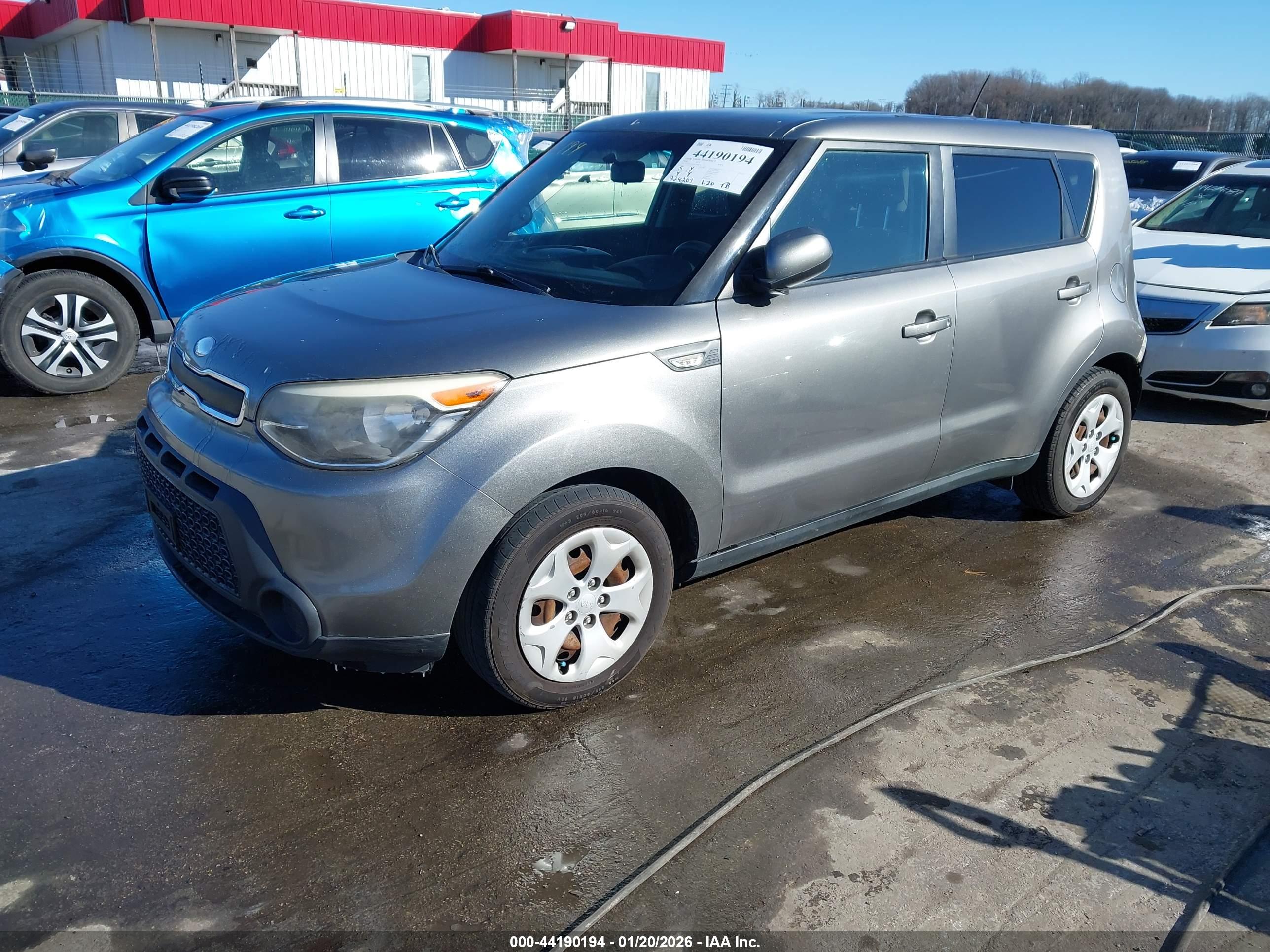 KIA SOUL image 2
