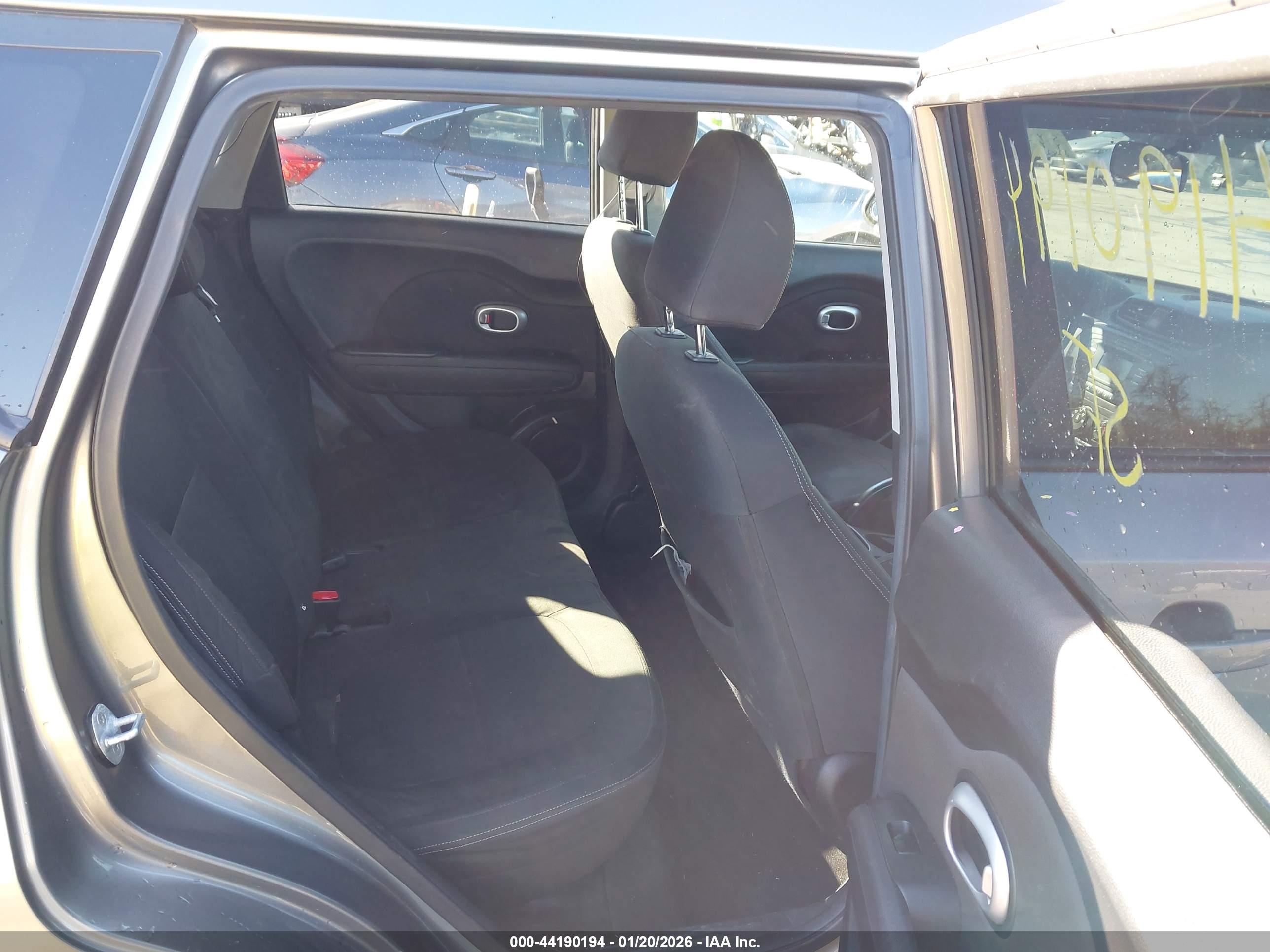 KIA SOUL image 8