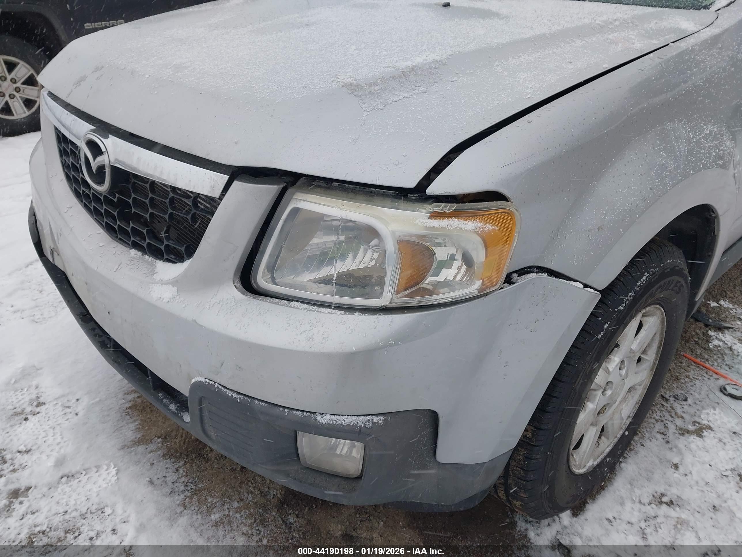 MAZDA TRIBUTE image 6