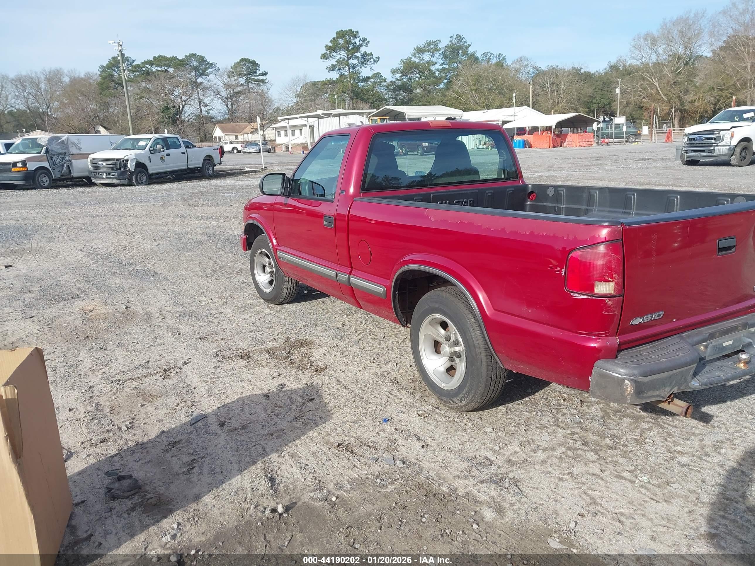 CHEVROLET S-10 image 3