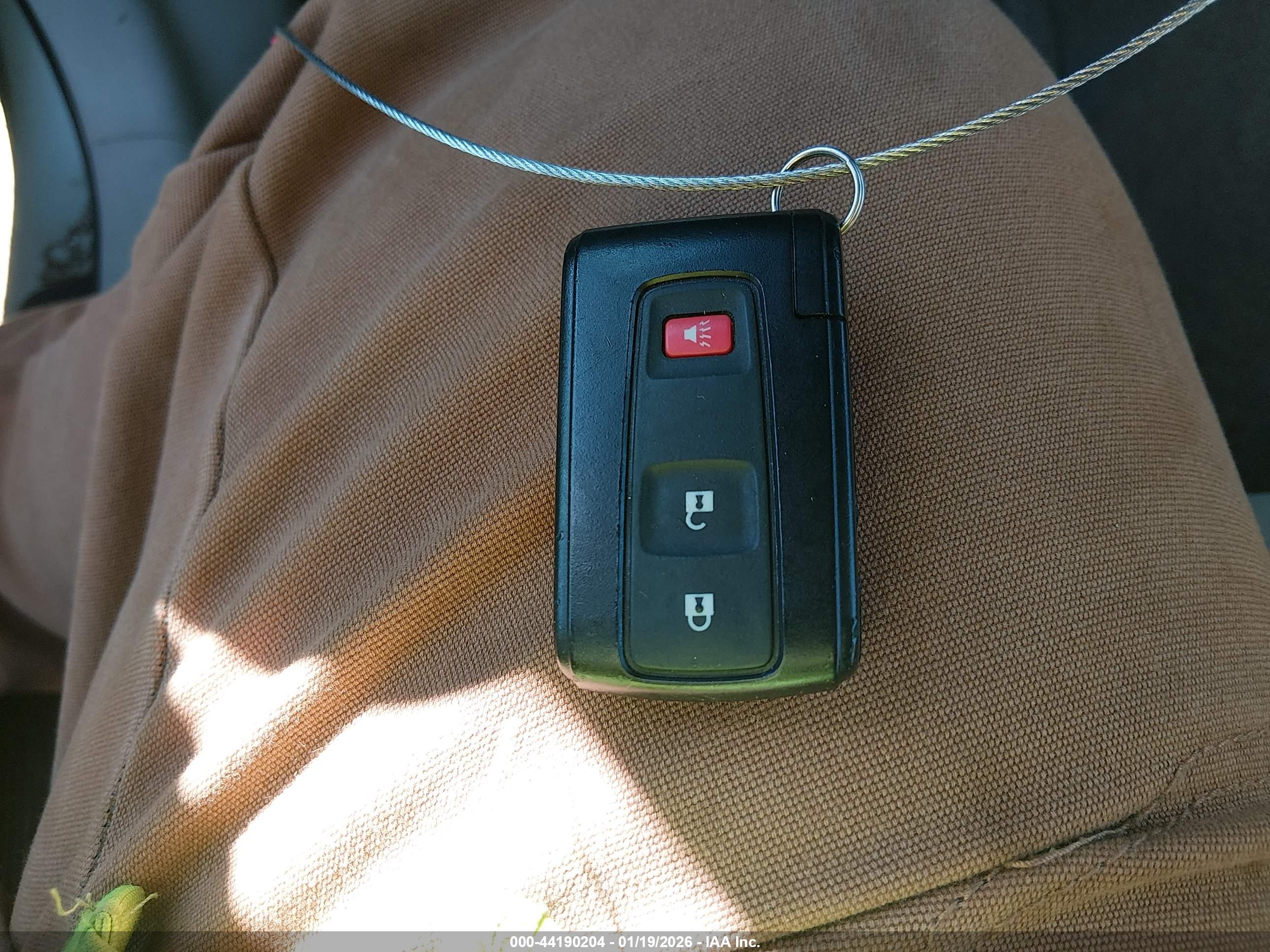 TOYOTA PRIUS image 11