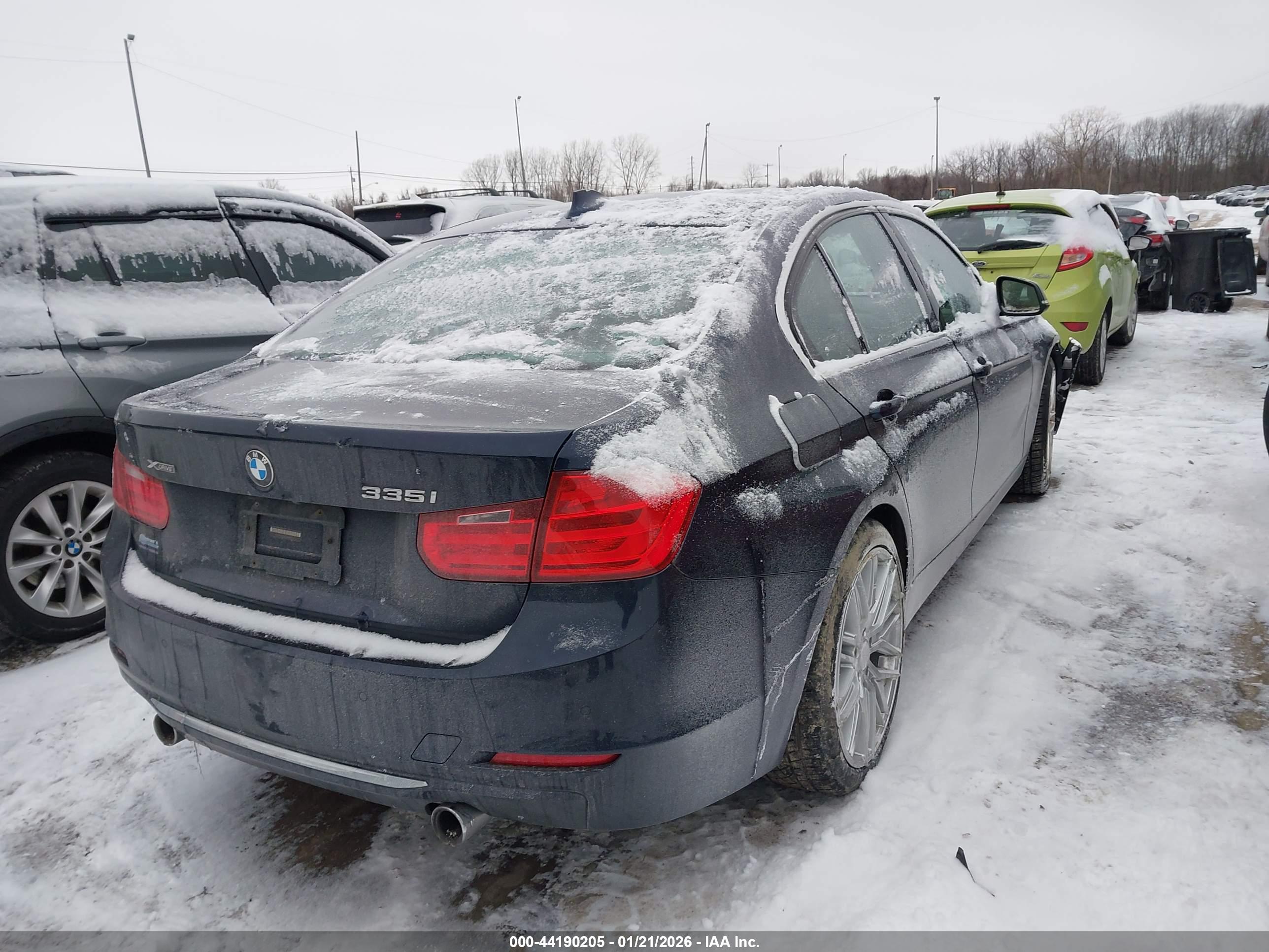 BMW 335I image 4