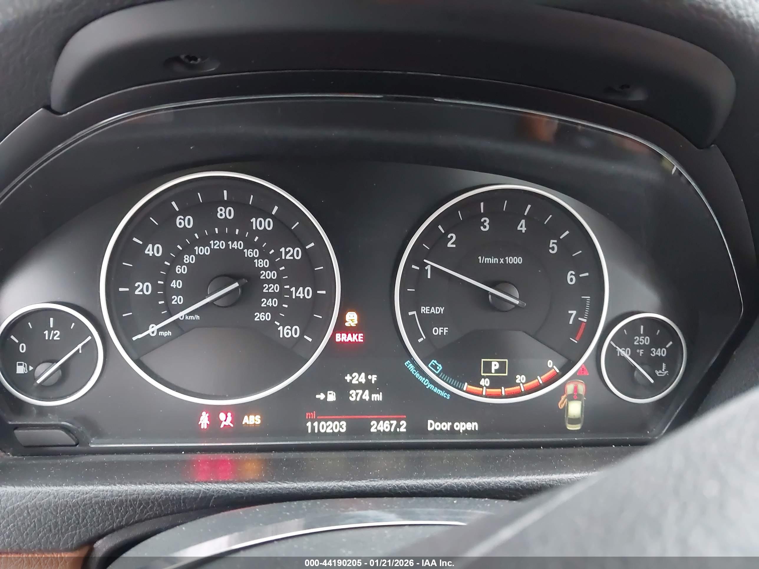 BMW 335I image 7