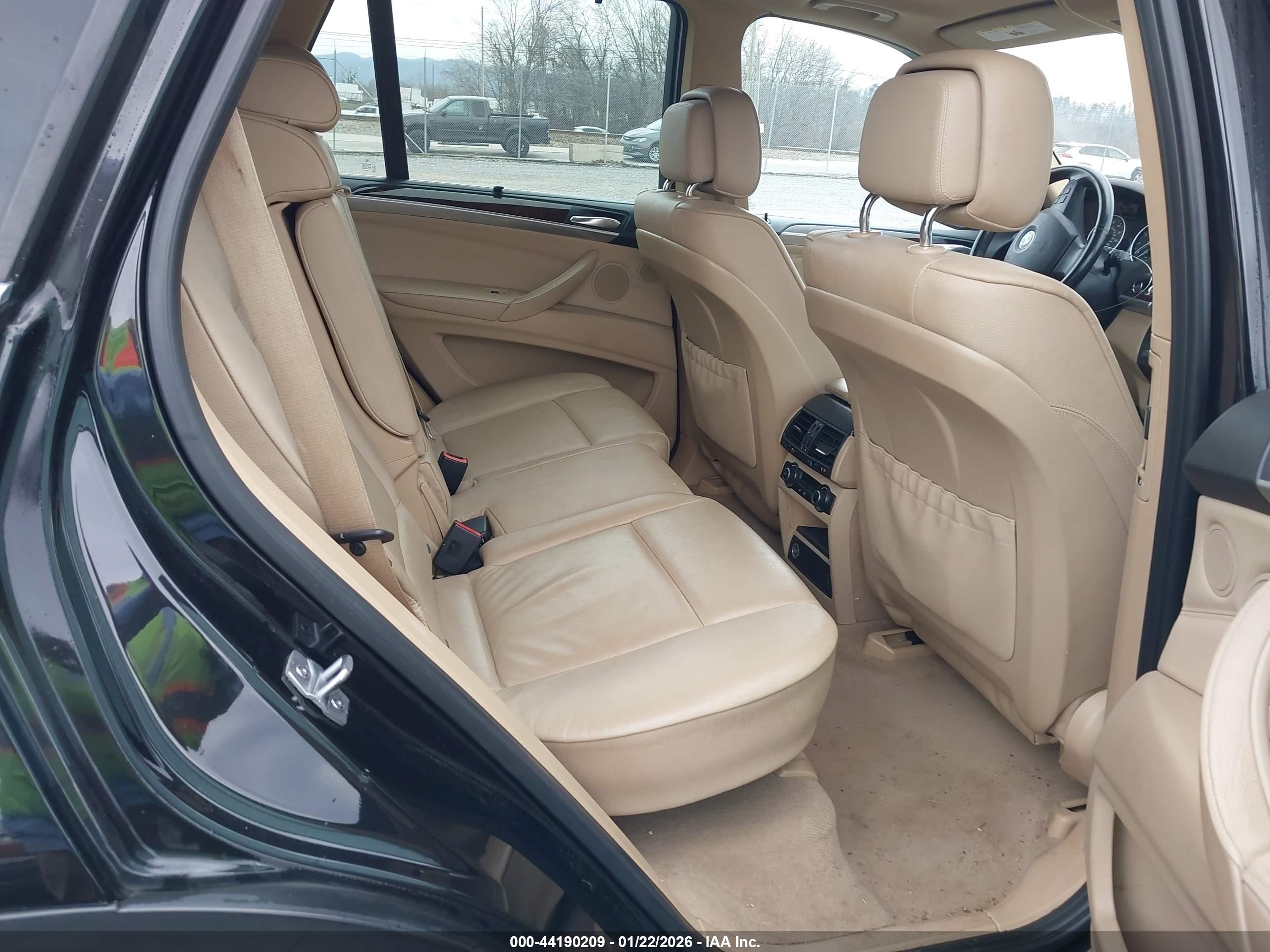 BMW X5 image 8