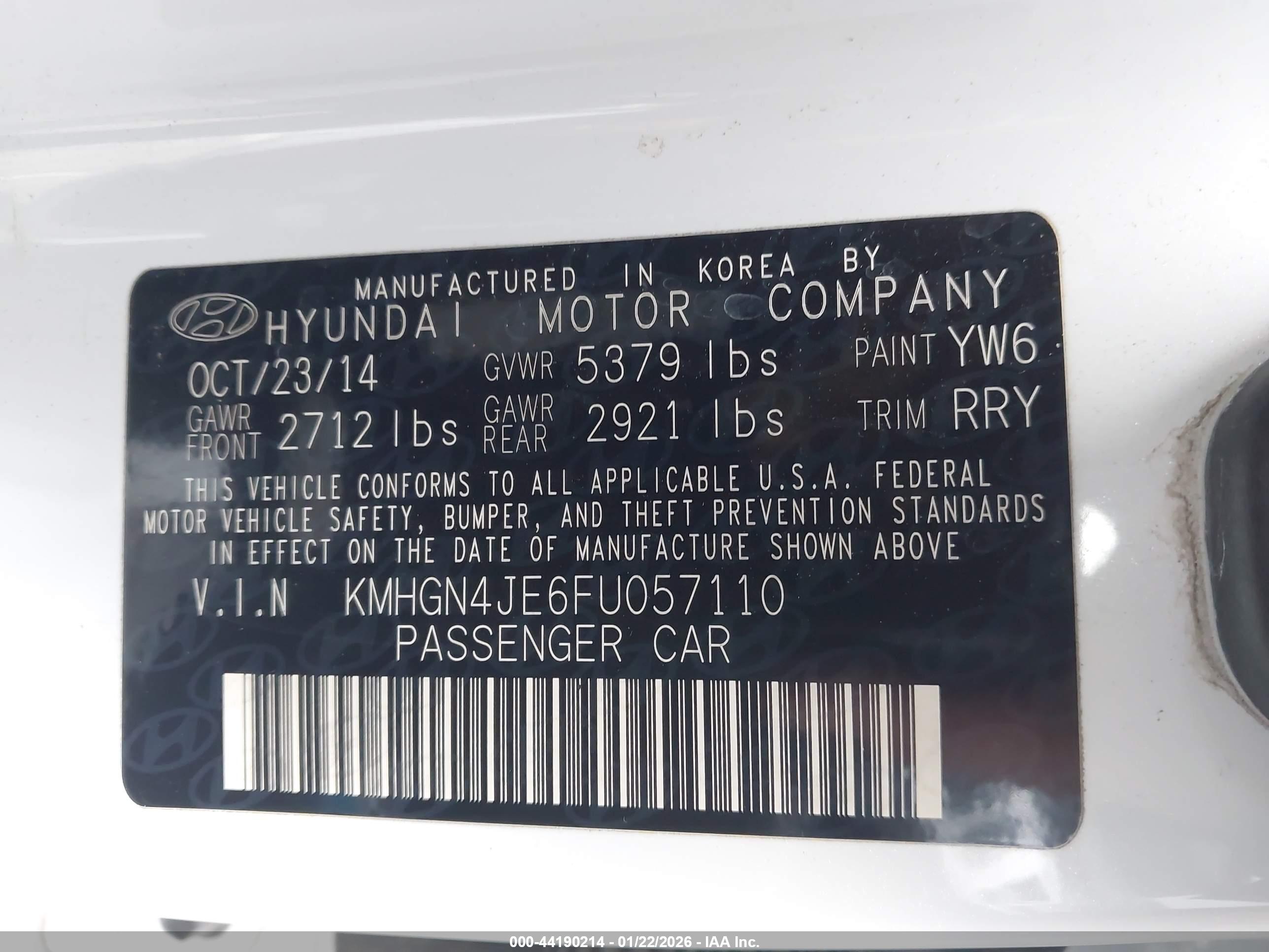 HYUNDAI GENESIS image 9
