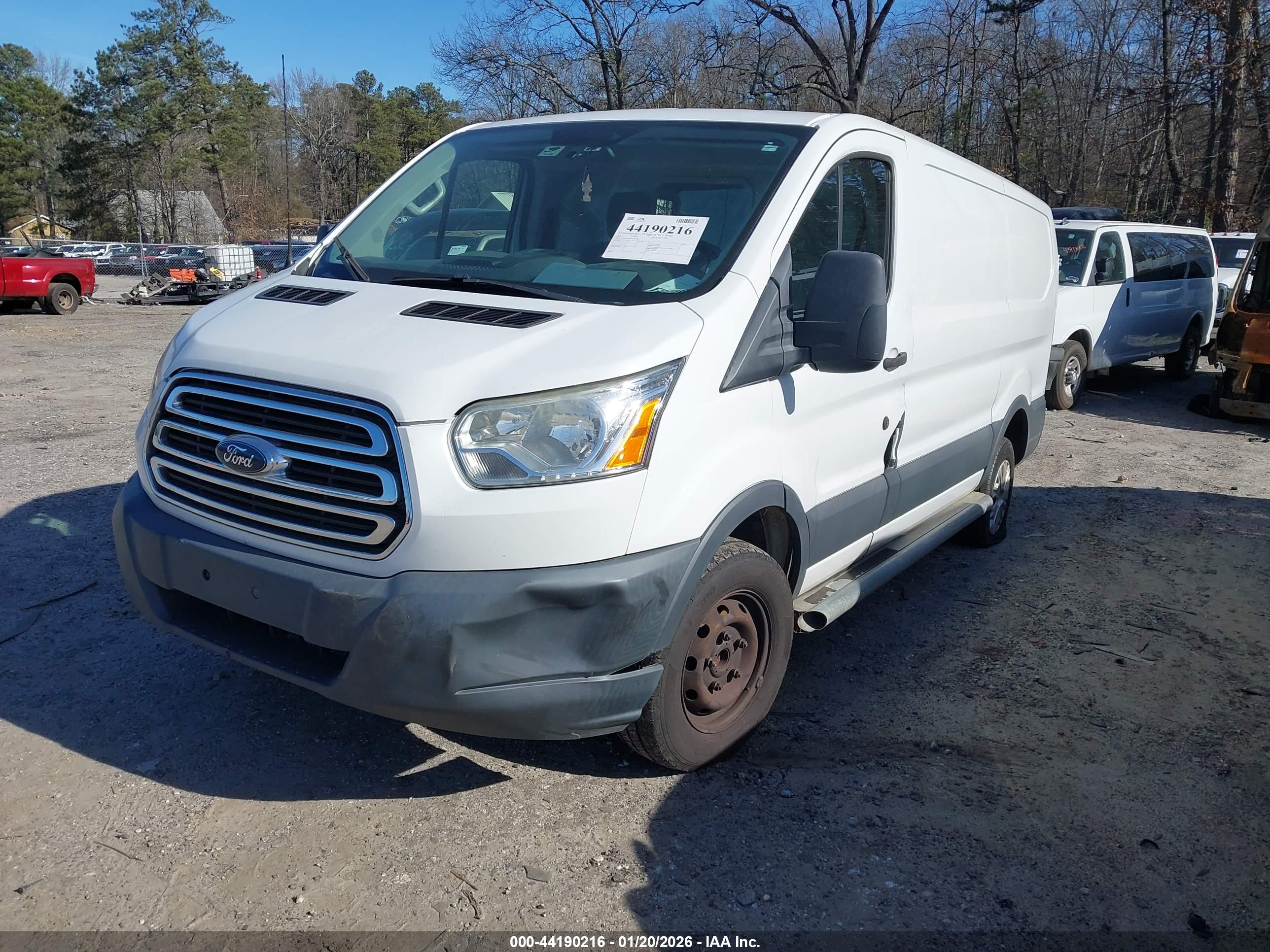 FORD TRANSIT-250 image 2