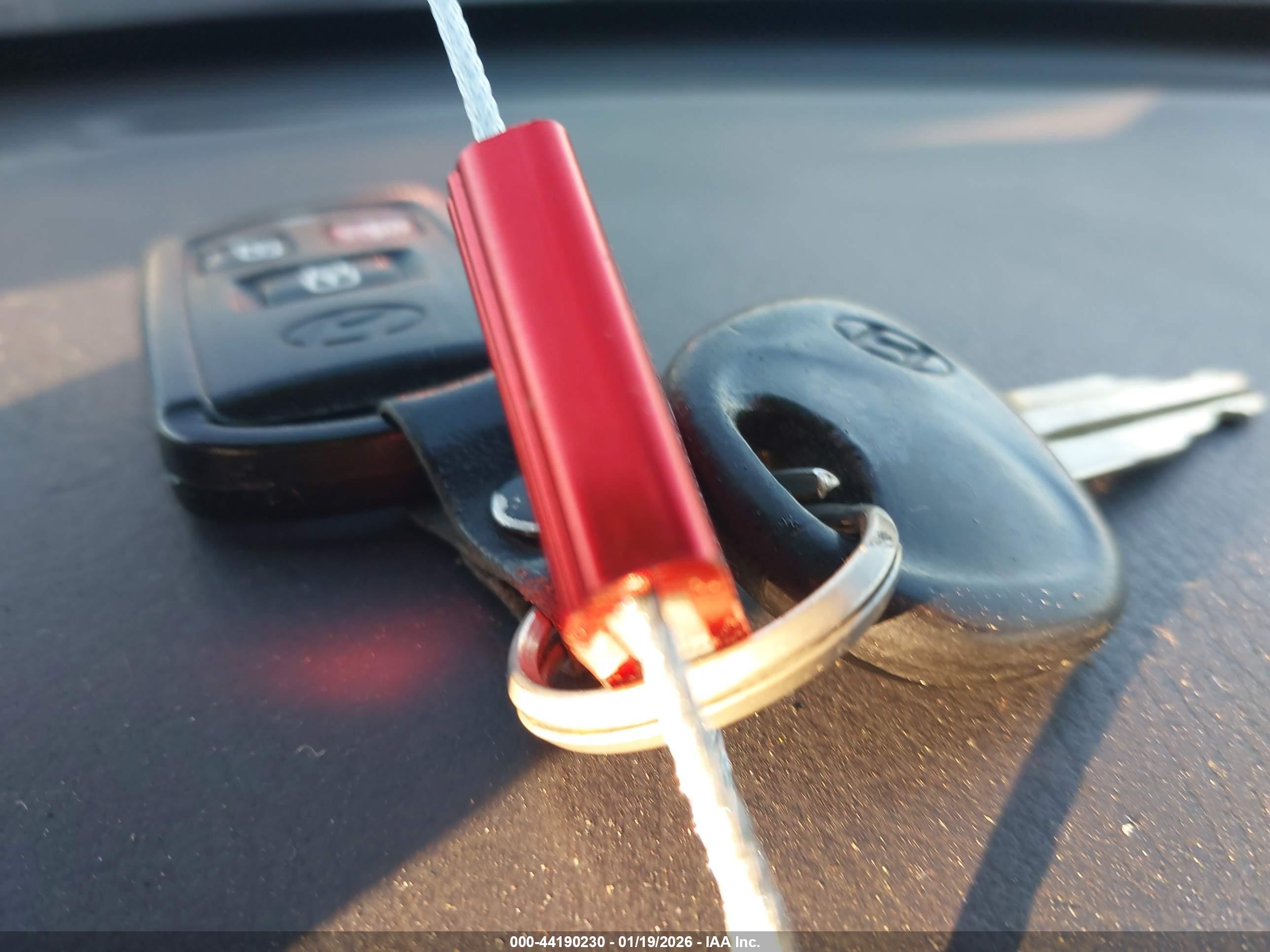 HYUNDAI ELANTRA image 11